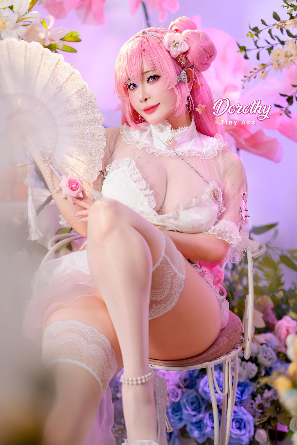 Coser@Tiny Asa: アサ Dorothy  NIKKE (82 photos + 2 videos)