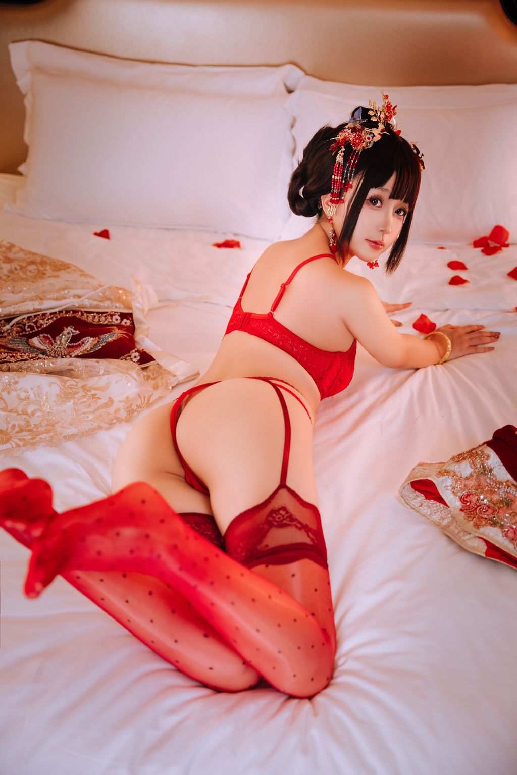 Coser@日奈娇: 洞房花烛 (190 photos + 5 videos) 11 Coser@日奈娇: 洞房花烛 (190 photos + 5 videos) 11