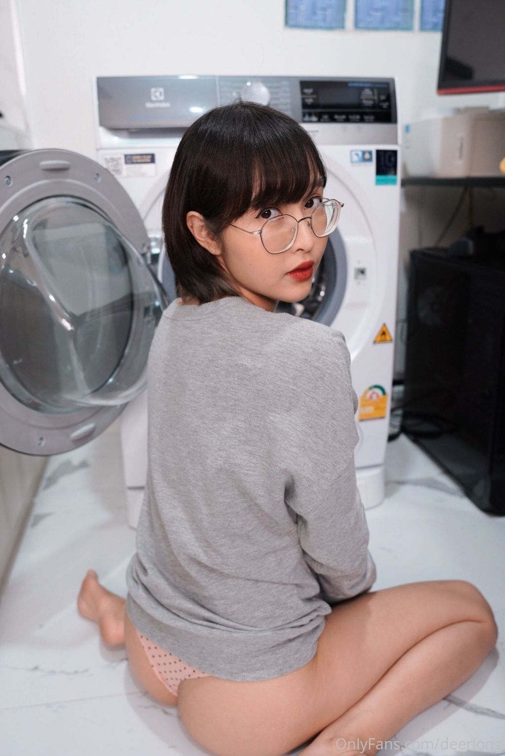 Deerlong: 甜美女神OF合集 全尺度诱惑 (520 photos) 3 Deerlong: 甜美女神OF合集 全尺度诱惑 (520 photos) 3