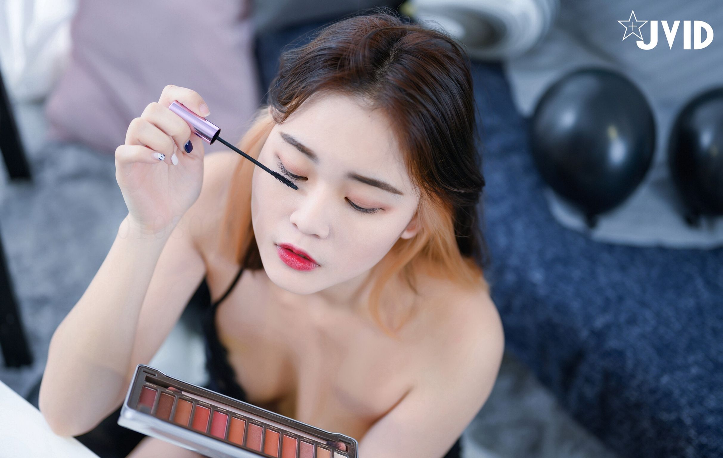 [JVID] Li Yan (黎妍): 彩妝師的假期,黎妍全裸放鬆身心靈 (120 photos)