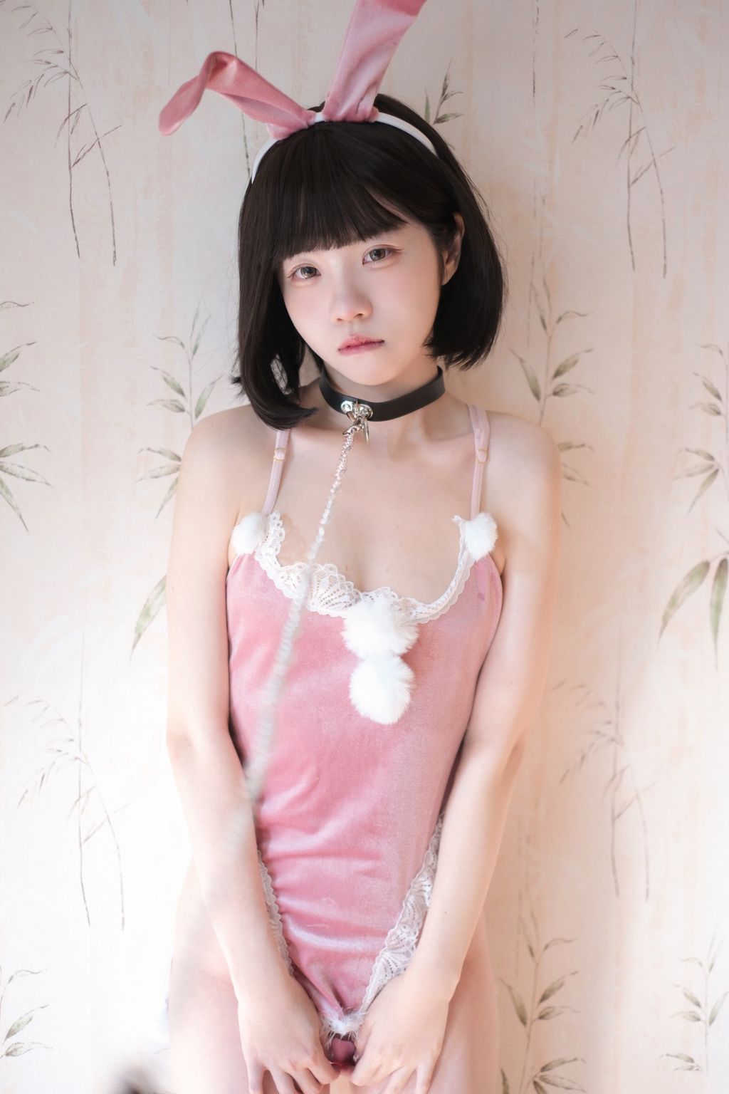 Coser@可可小白兔: 純慾兔女郎 (50 photos)