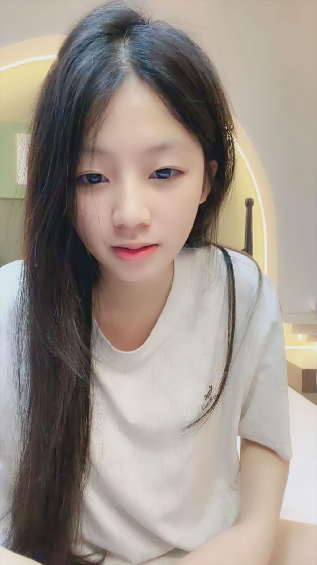 你的小月月: 纯欲天花板  完美白嫩身姿 (38 photos + 8 videos)