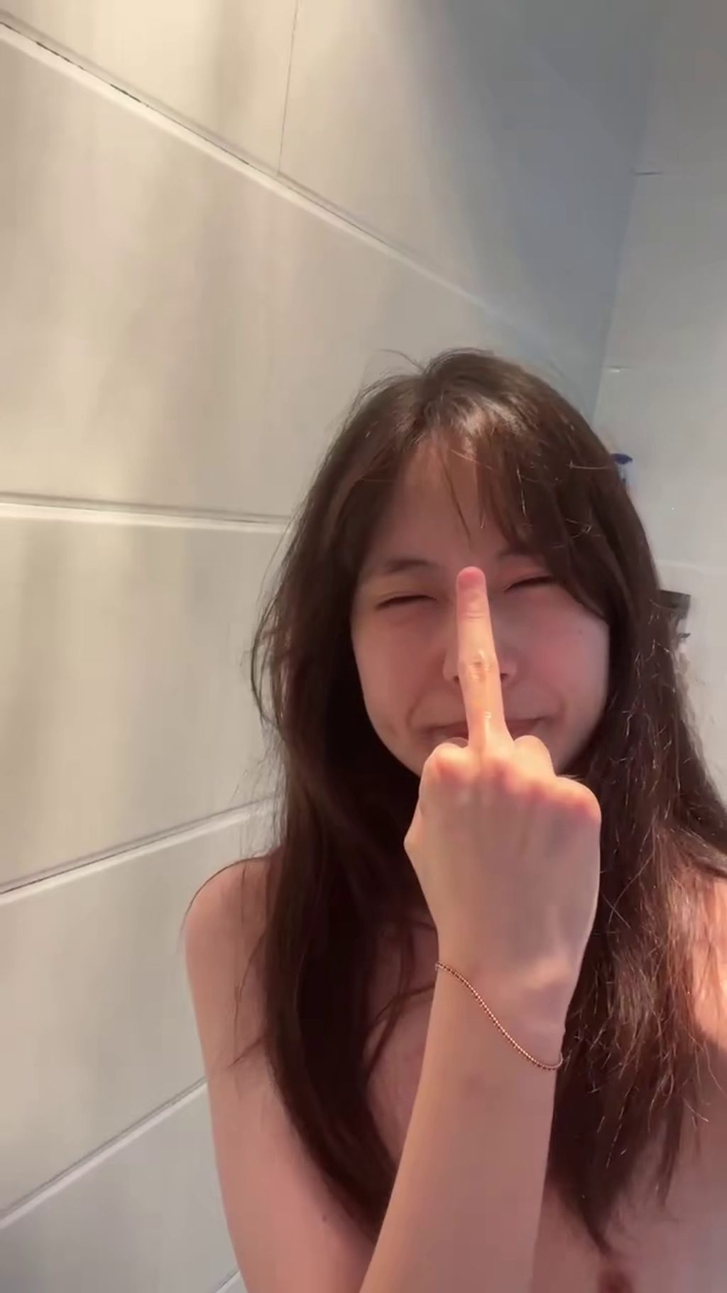 嫩滑可爱的学生妹: 完美露脸和男友的性福日常 (57 photos + 26 videos) 5 嫩滑可爱的学生妹: 完美露脸和男友的性福日常 (57 photos + 26 videos) 5
