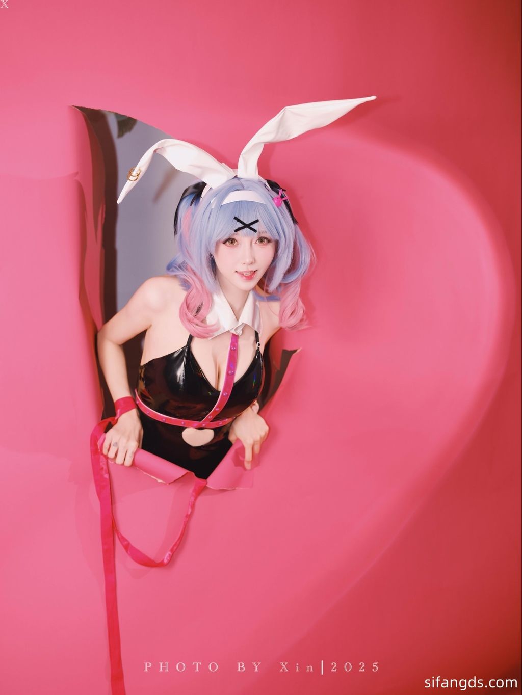 兽医小新: X网红情色摄影师 众女神火热全尺度私拍 (196 photos) 1 兽医小新: X网红情色摄影师 众女神火热全尺度私拍 (196 photos) 1