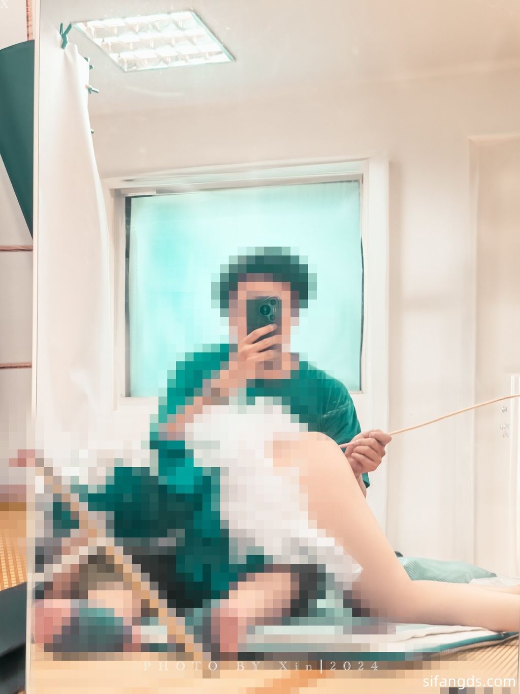 兽医小新: X网红情色摄影师 众女神火热全尺度私拍 (196 photos) 3 兽医小新: X网红情色摄影师 众女神火热全尺度私拍 (196 photos) 3
