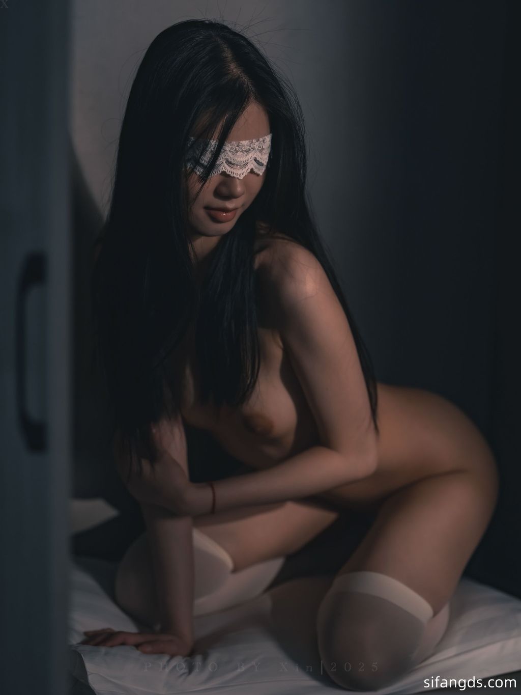 兽医小新: X网红情色摄影师 众女神火热全尺度私拍 (196 photos) 17 兽医小新: X网红情色摄影师 众女神火热全尺度私拍 (196 photos) 17