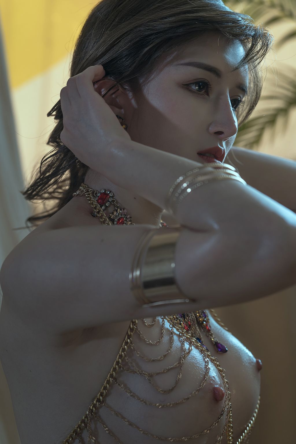 Coser@鹿八岁: 神明少女 (43 photos)