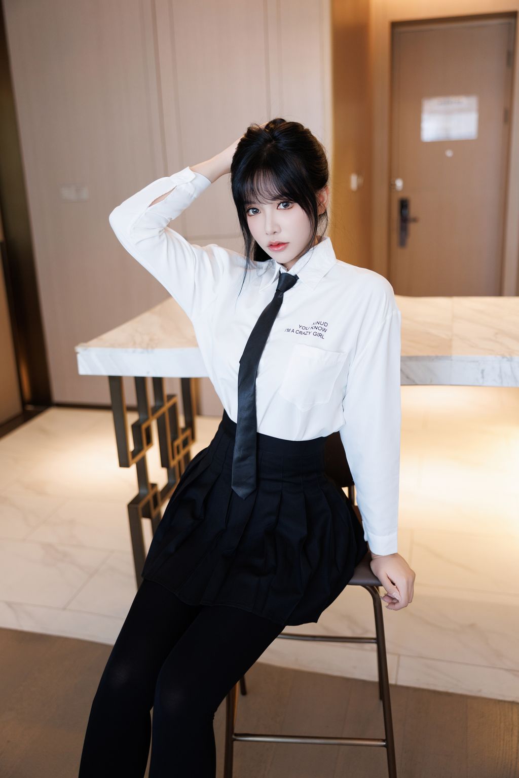 [内购无水印] Na Bi (娜比): 秀人网模特 学生装 (136 photos)