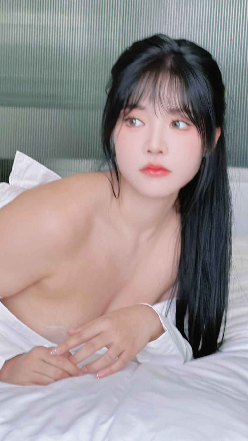 [内购无水印] Na Bi (娜比): 秀人网模特 学生装 (136 photos)