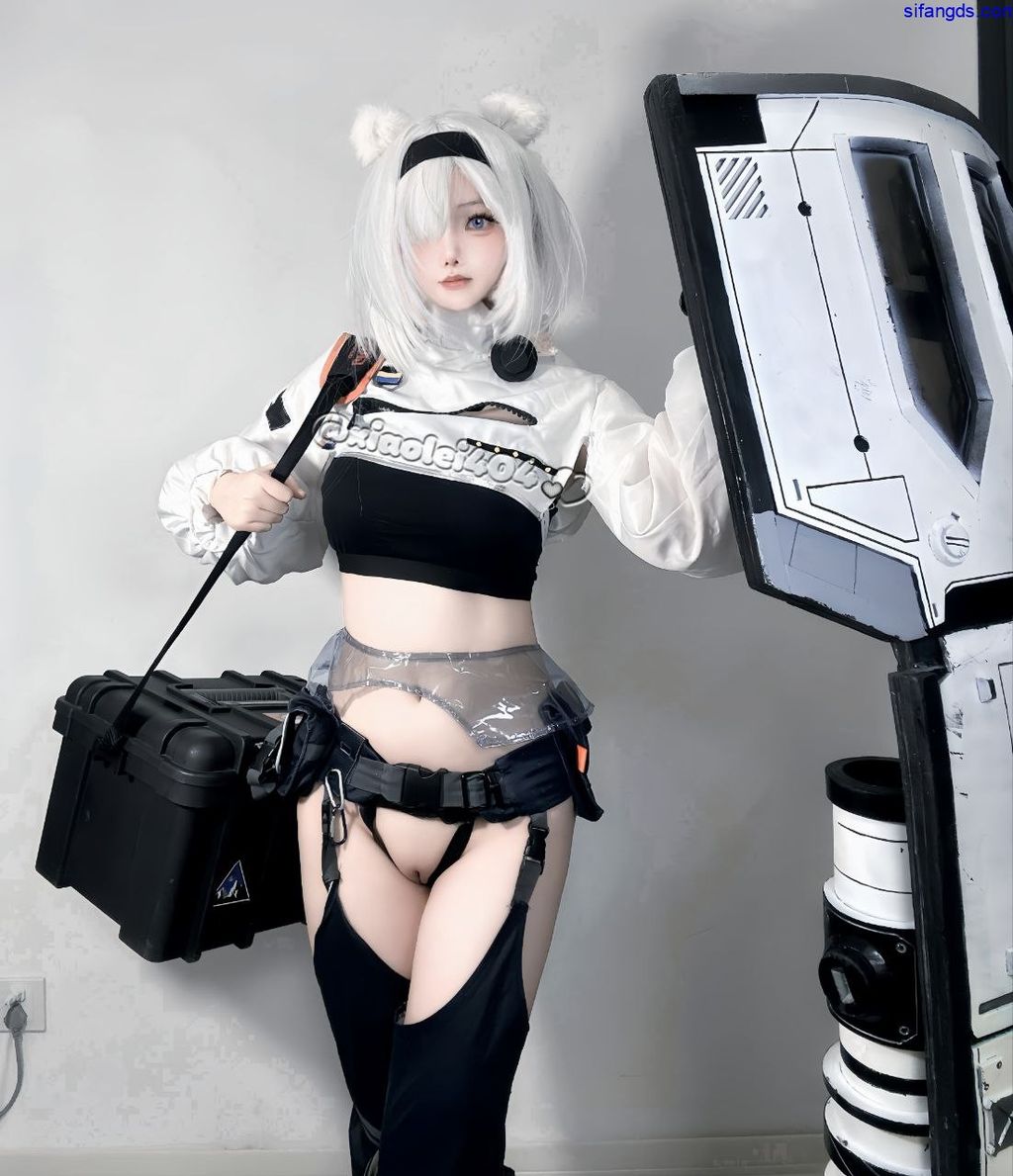 希尔薇: X颜值Coser 12月 露脸裸舞视图合集 (92 photos + 34 videos) 5 希尔薇: X颜值Coser 12月 露脸裸舞视图合集 (92 photos + 34 videos) 5