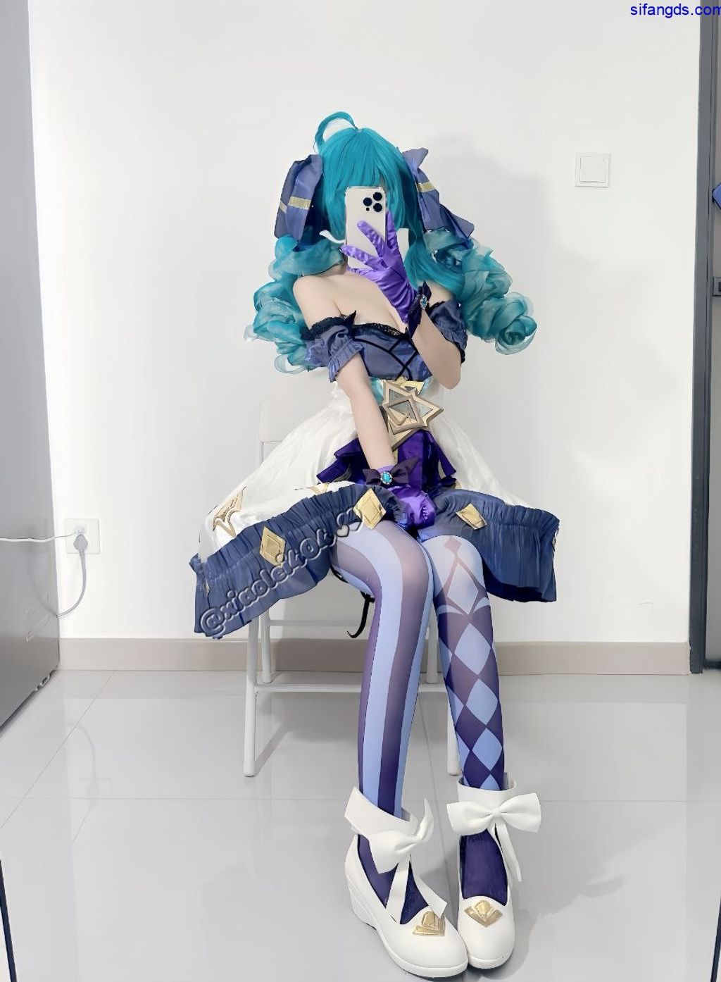 希尔薇: X颜值Coser 12月 露脸裸舞视图合集 (92 photos + 34 videos) 9 希尔薇: X颜值Coser 12月 露脸裸舞视图合集 (92 photos + 34 videos) 9