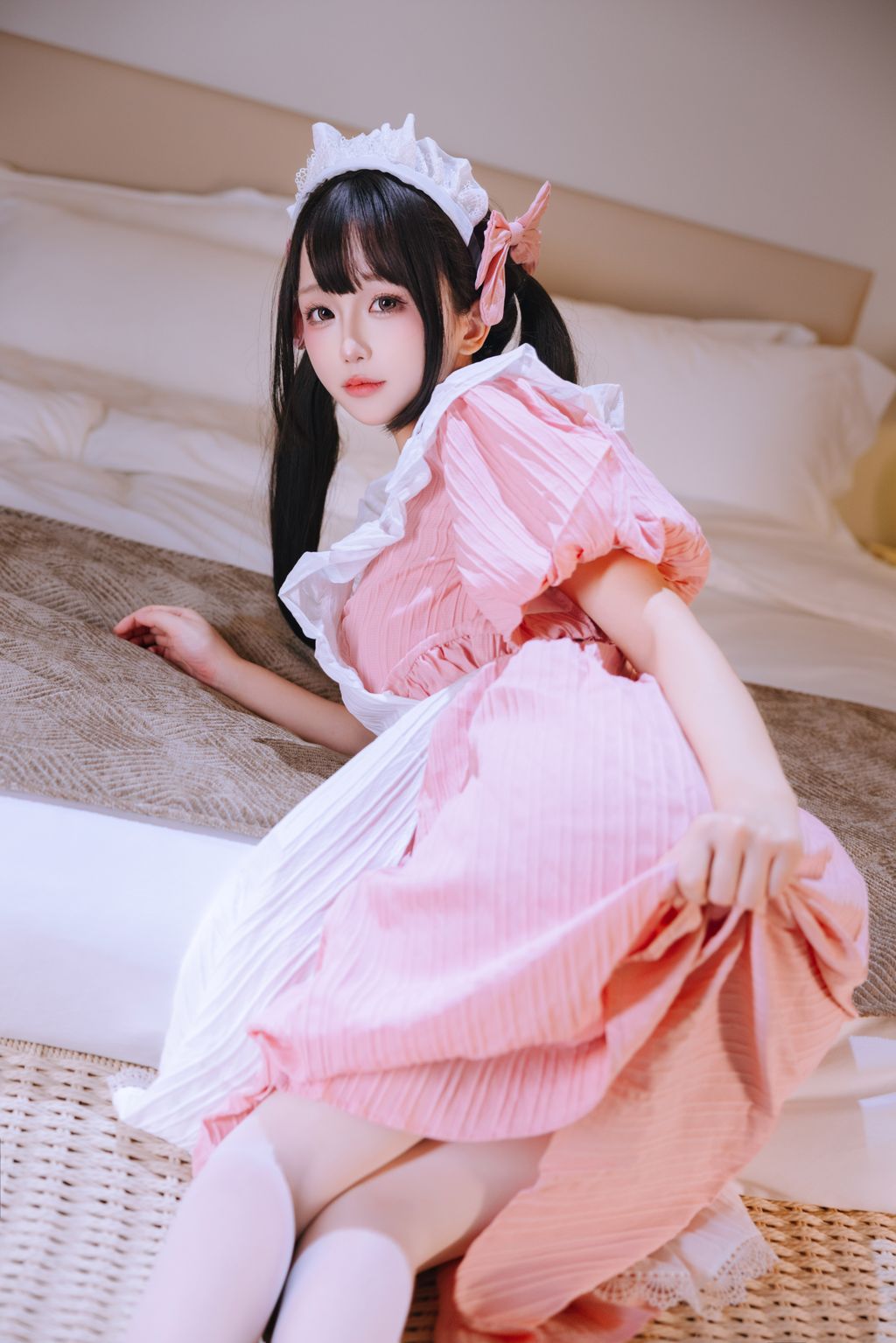 Coser@日奈娇: 见习女仆 (183 photos + 5 videos) 10 Coser@日奈娇: 见习女仆 (183 photos + 5 videos) 10