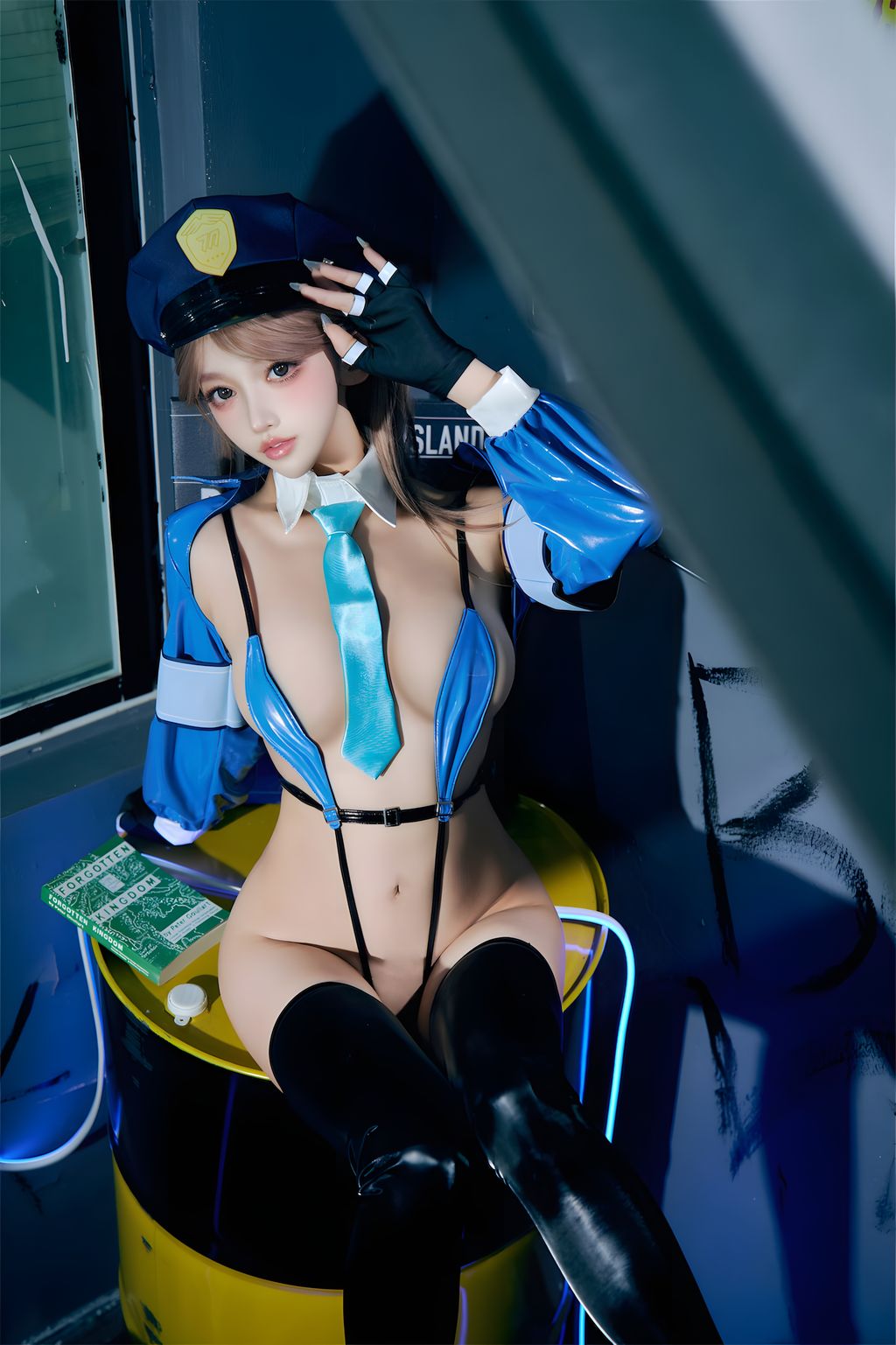 Coser@过期米线线喵: 女警 (59 photos) 6 Coser@过期米线线喵: 女警 (59 photos) 6