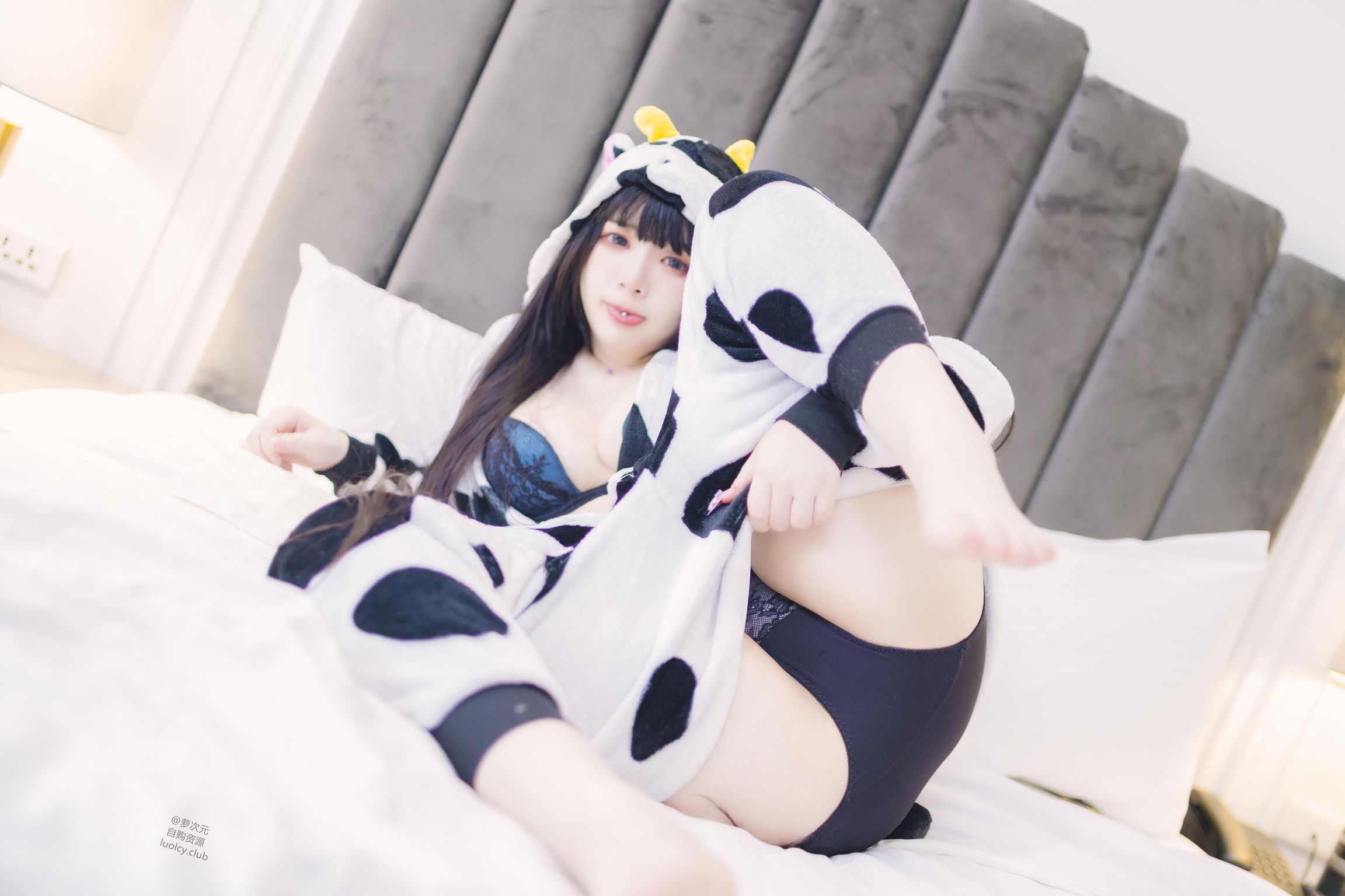 Coser@落落Raku: 8K 奶牛Milky (56 photos + 1 video) 7 Coser@落落Raku: 8K 奶牛Milky (56 photos + 1 video) 7