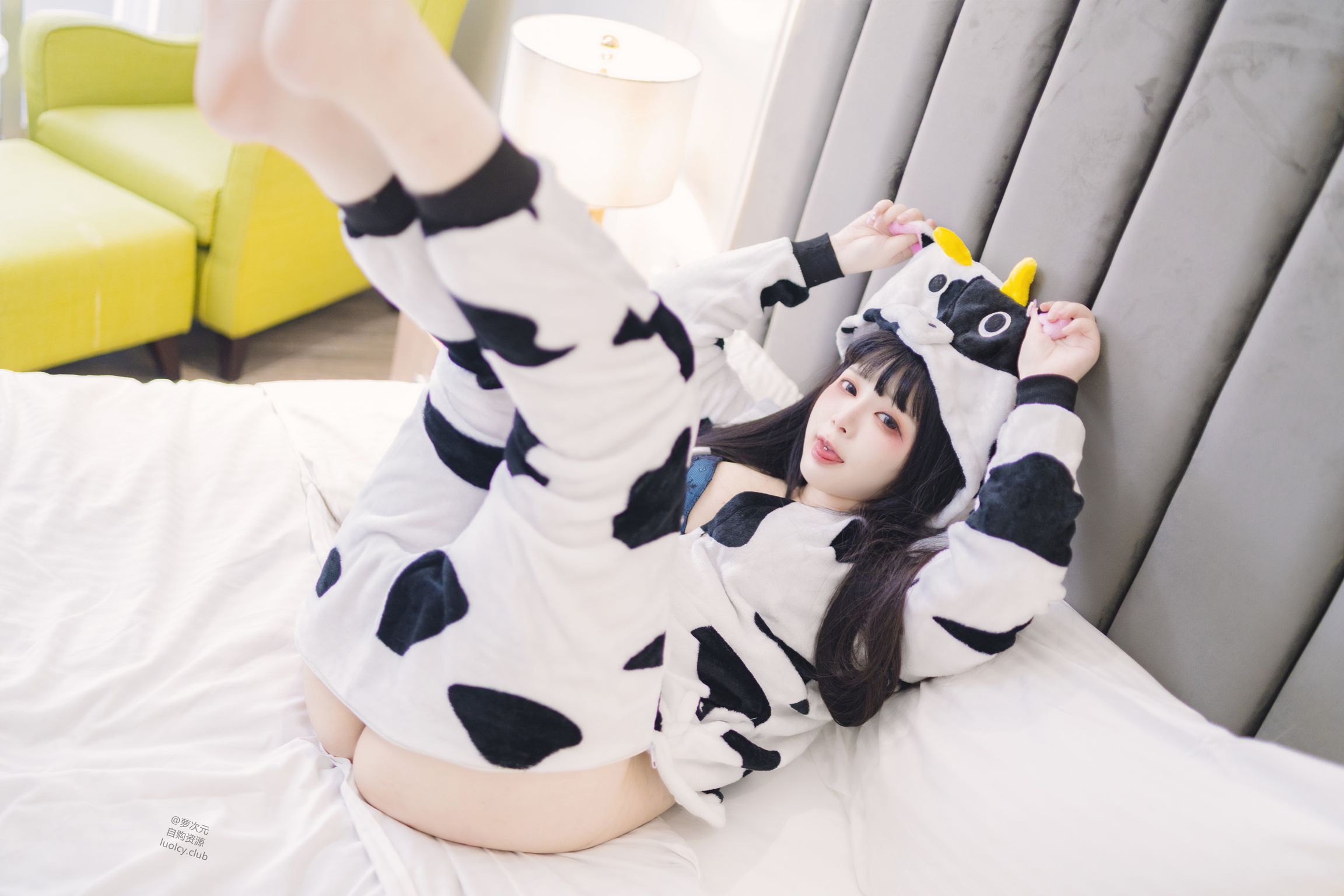 Coser@落落Raku: 8K 奶牛Milky (56 photos + 1 video) 3 Coser@落落Raku: 8K 奶牛Milky (56 photos + 1 video) 3