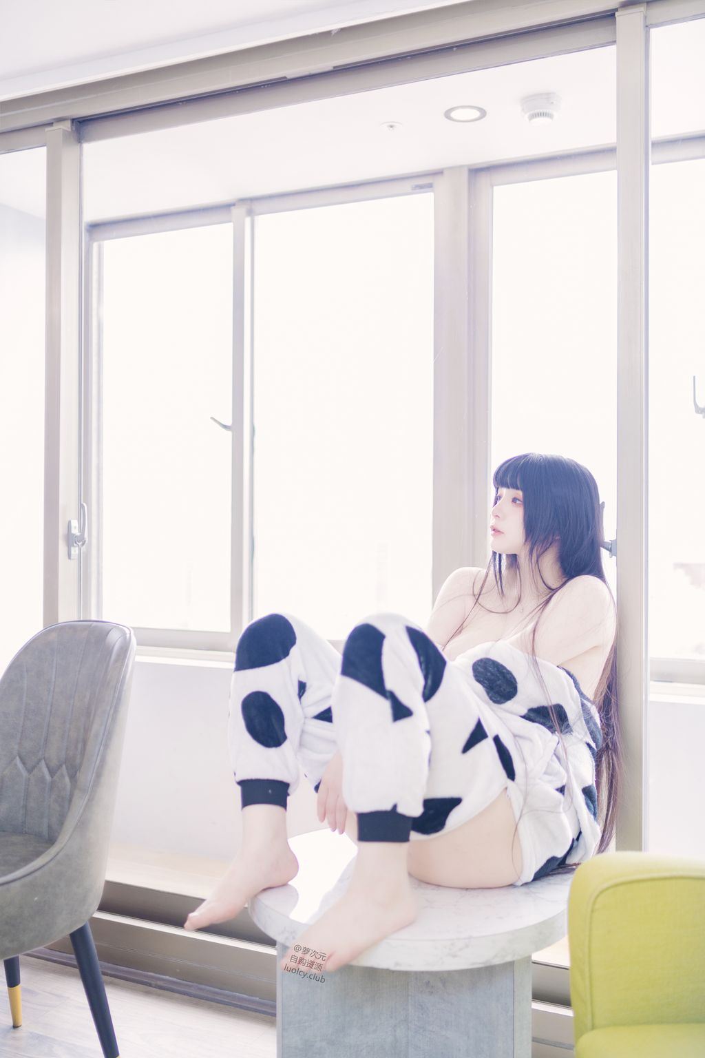 Coser@落落Raku: 8K 奶牛Milky (56 photos + 1 video) 12 Coser@落落Raku: 8K 奶牛Milky (56 photos + 1 video) 12