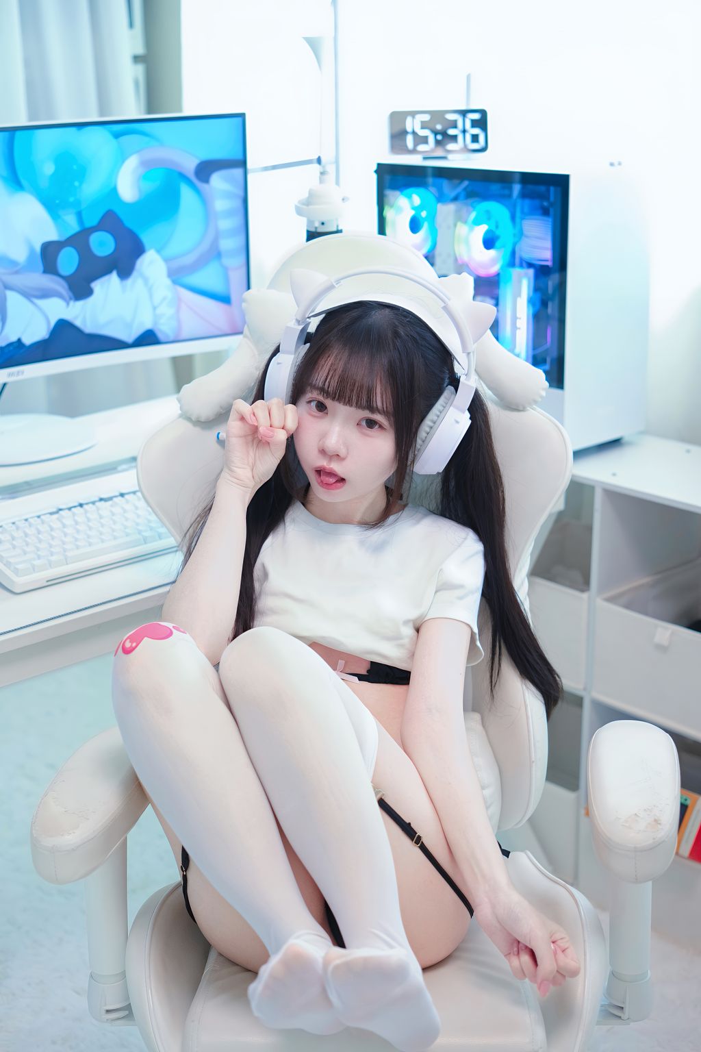 Coser@可可小白兔: 不要打游戏惹 打兔兔 (76 photos) 13 Coser@可可小白兔: 不要打游戏惹 打兔兔 (76 photos) 13