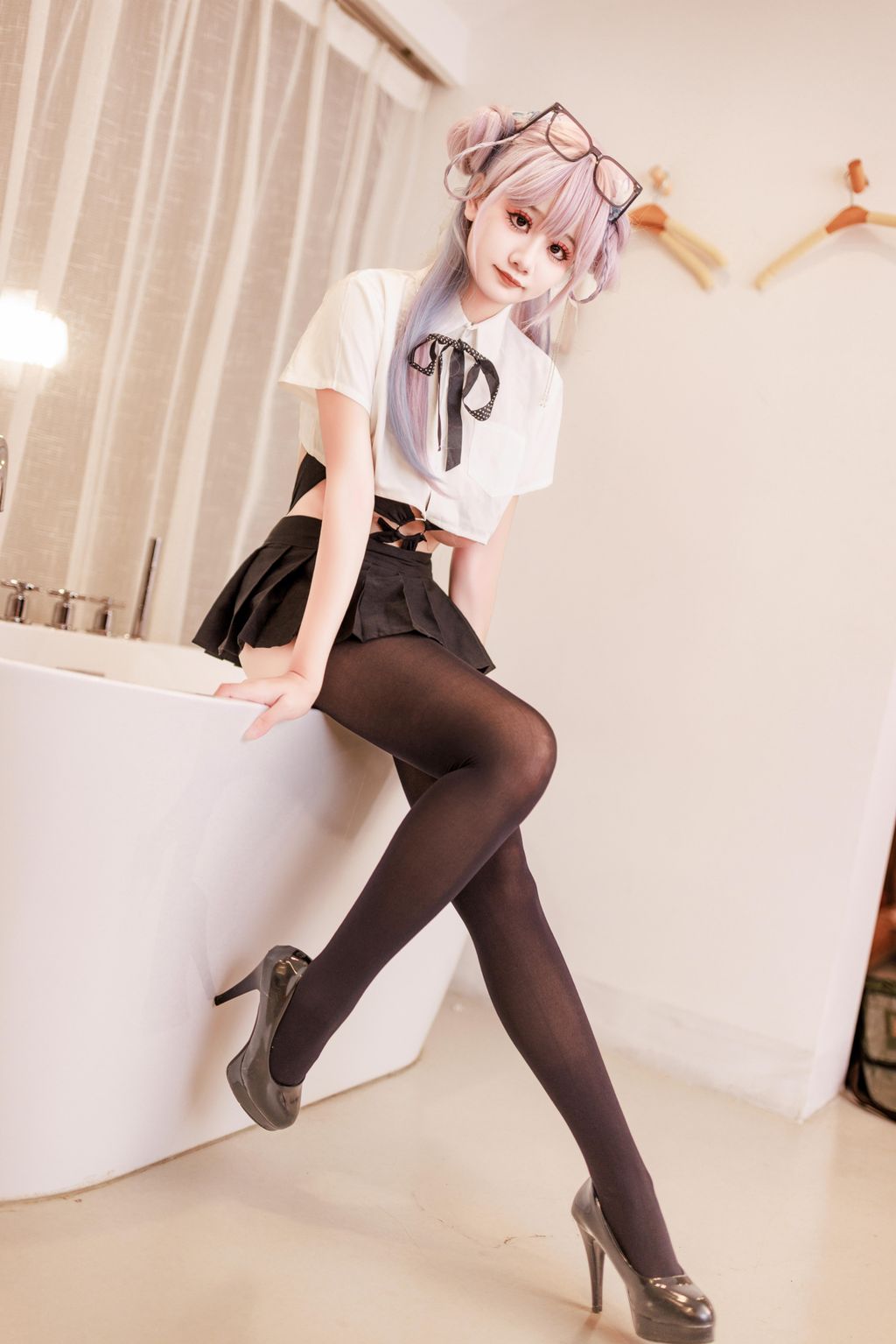 Coser@阿雪雪: 居家女高 (64 photos + 2 videos) 13 Coser@阿雪雪: 居家女高 (64 photos + 2 videos) 13