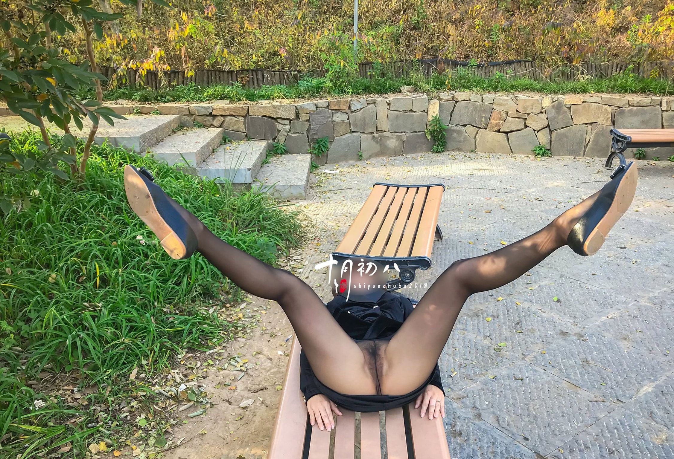 十月初八: 人前露出私拍合集 (645 photos + 8 videos) 12 十月初八: 人前露出私拍合集 (645 photos + 8 videos) 12