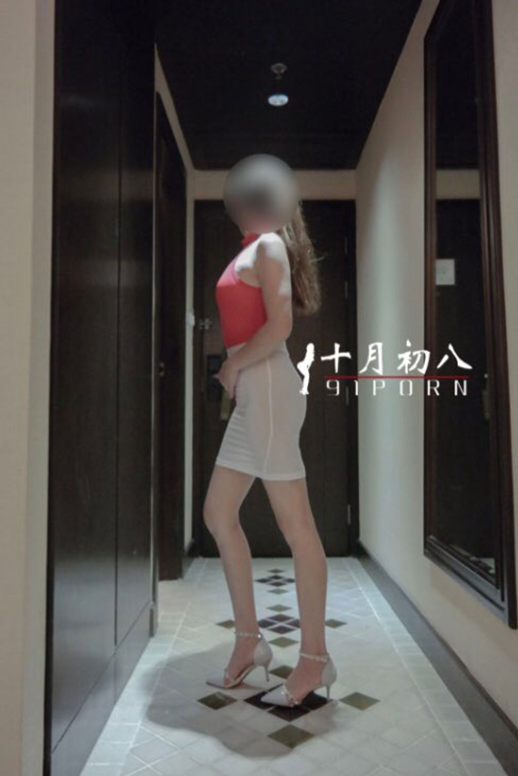 十月初八: 人前露出私拍合集 (645 photos + 8 videos) 4 十月初八: 人前露出私拍合集 (645 photos + 8 videos) 4