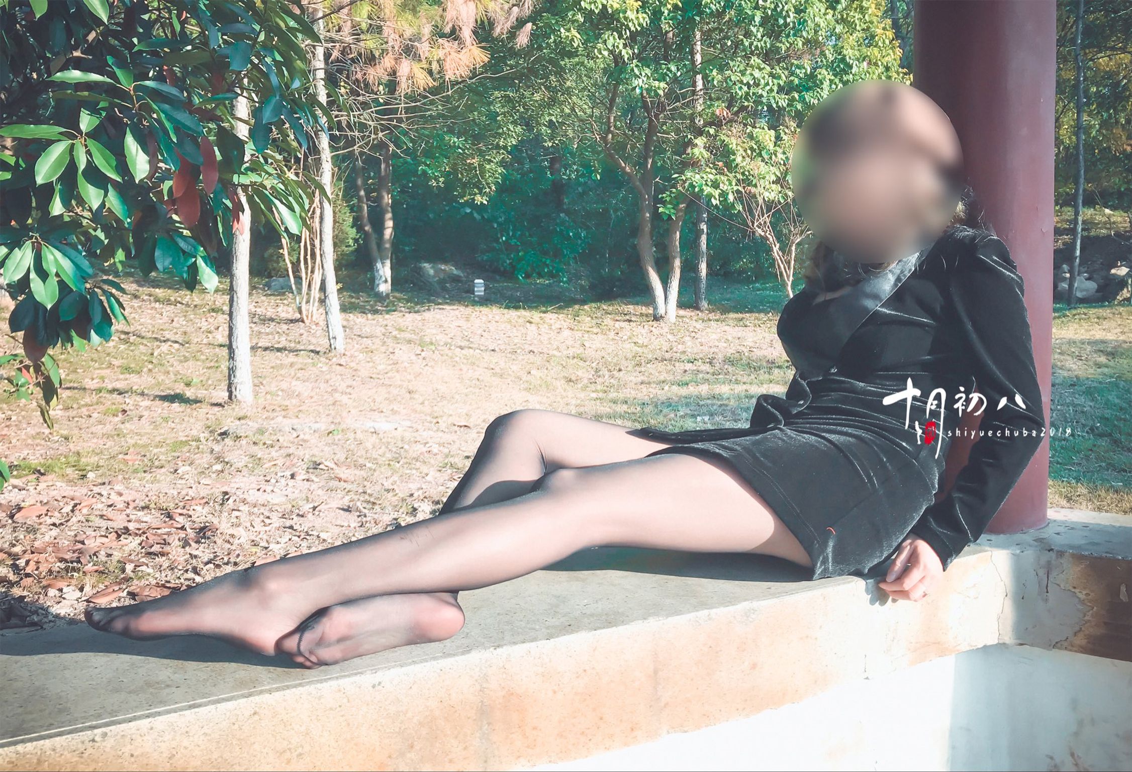 十月初八: 人前露出私拍合集 (645 photos + 8 videos) 16 十月初八: 人前露出私拍合集 (645 photos + 8 videos) 16