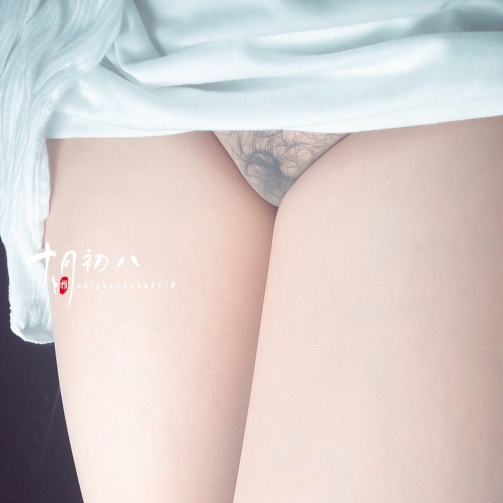 十月初八: 人前露出私拍合集 (645 photos + 8 videos) 0 十月初八: 人前露出私拍合集 (645 photos + 8 videos) 0