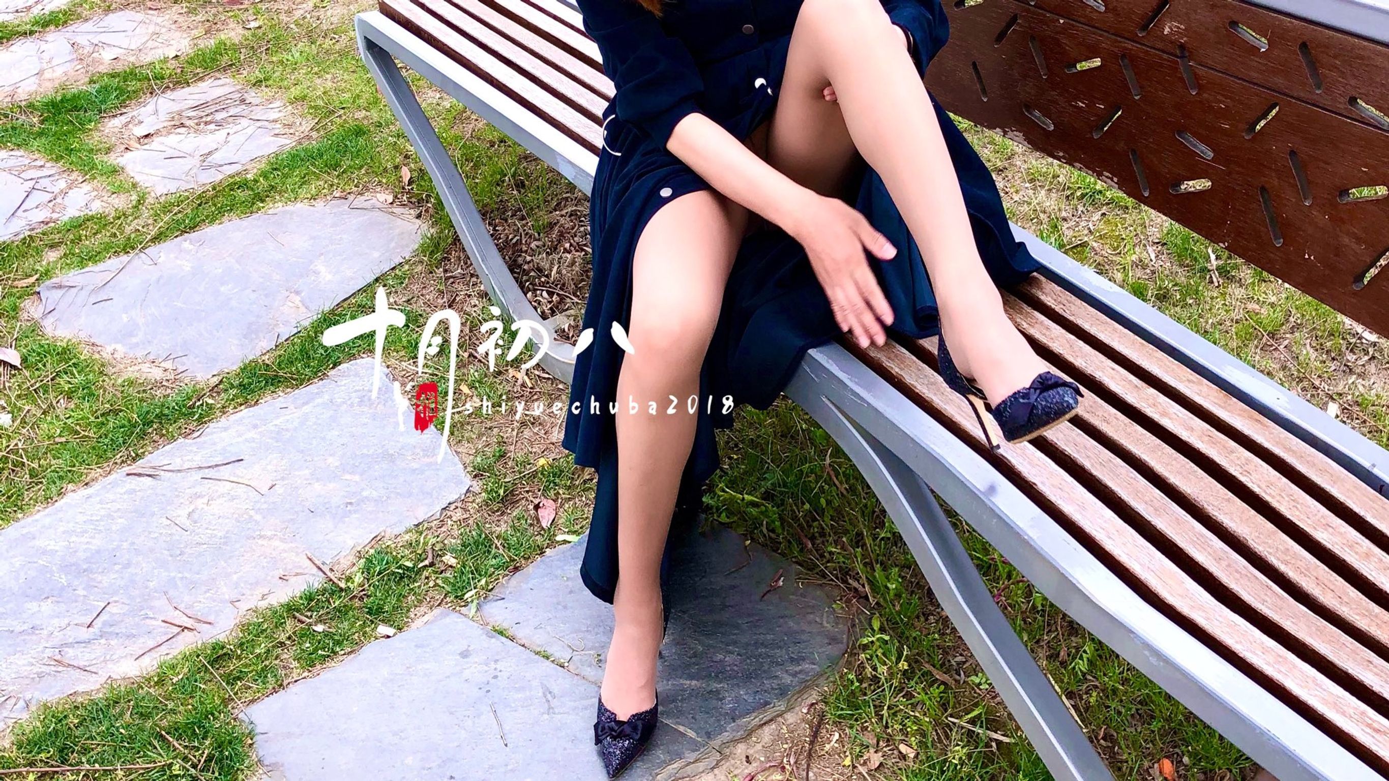 十月初八: 人前露出私拍合集 (645 photos + 8 videos) 9 十月初八: 人前露出私拍合集 (645 photos + 8 videos) 9