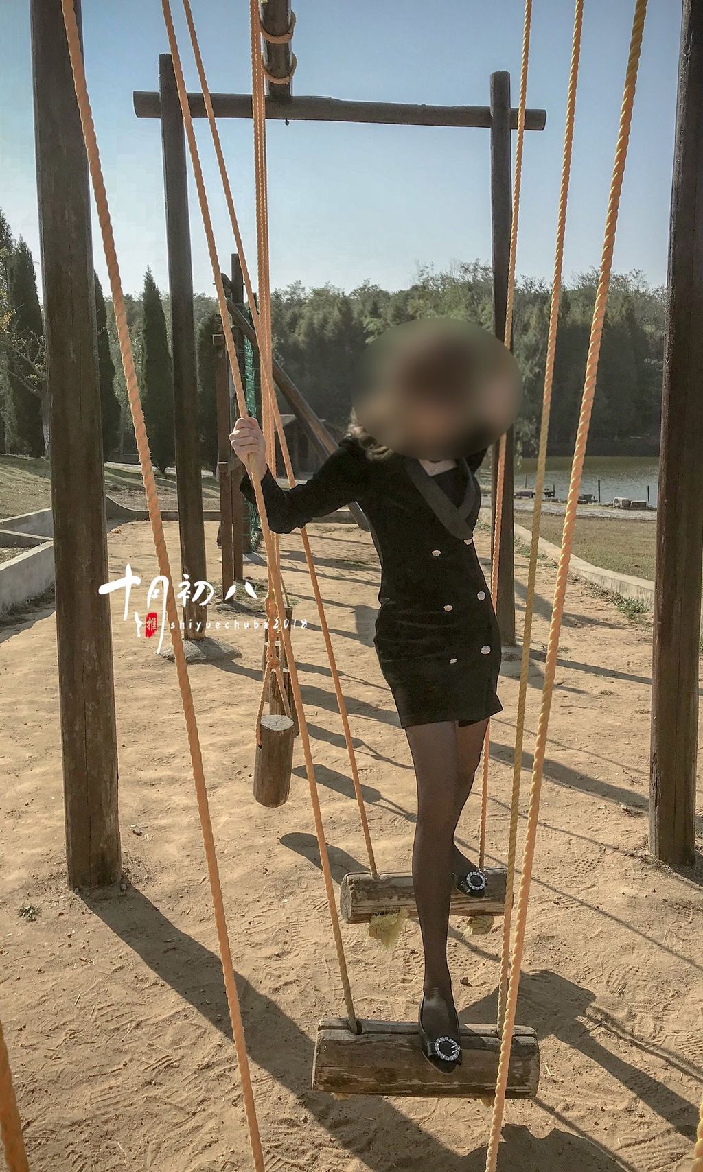 十月初八: 人前露出私拍合集 (645 photos + 8 videos) 19 十月初八: 人前露出私拍合集 (645 photos + 8 videos) 19