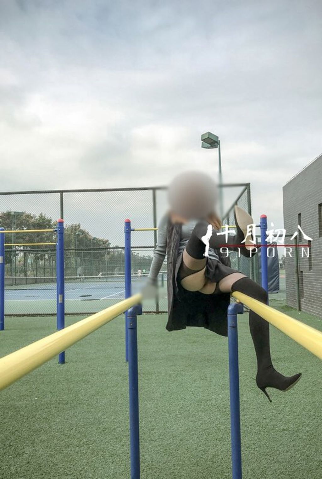 十月初八: 人前露出私拍合集 (645 photos + 8 videos) 6 十月初八: 人前露出私拍合集 (645 photos + 8 videos) 6