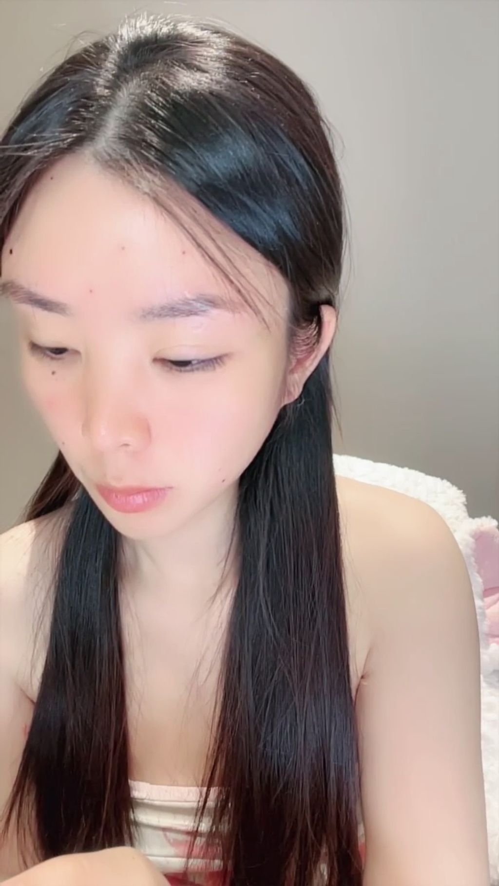 小爱: 舞蹈系气质女神 妖娆热舞 激烈喷水 (53 photos + 3 videos)