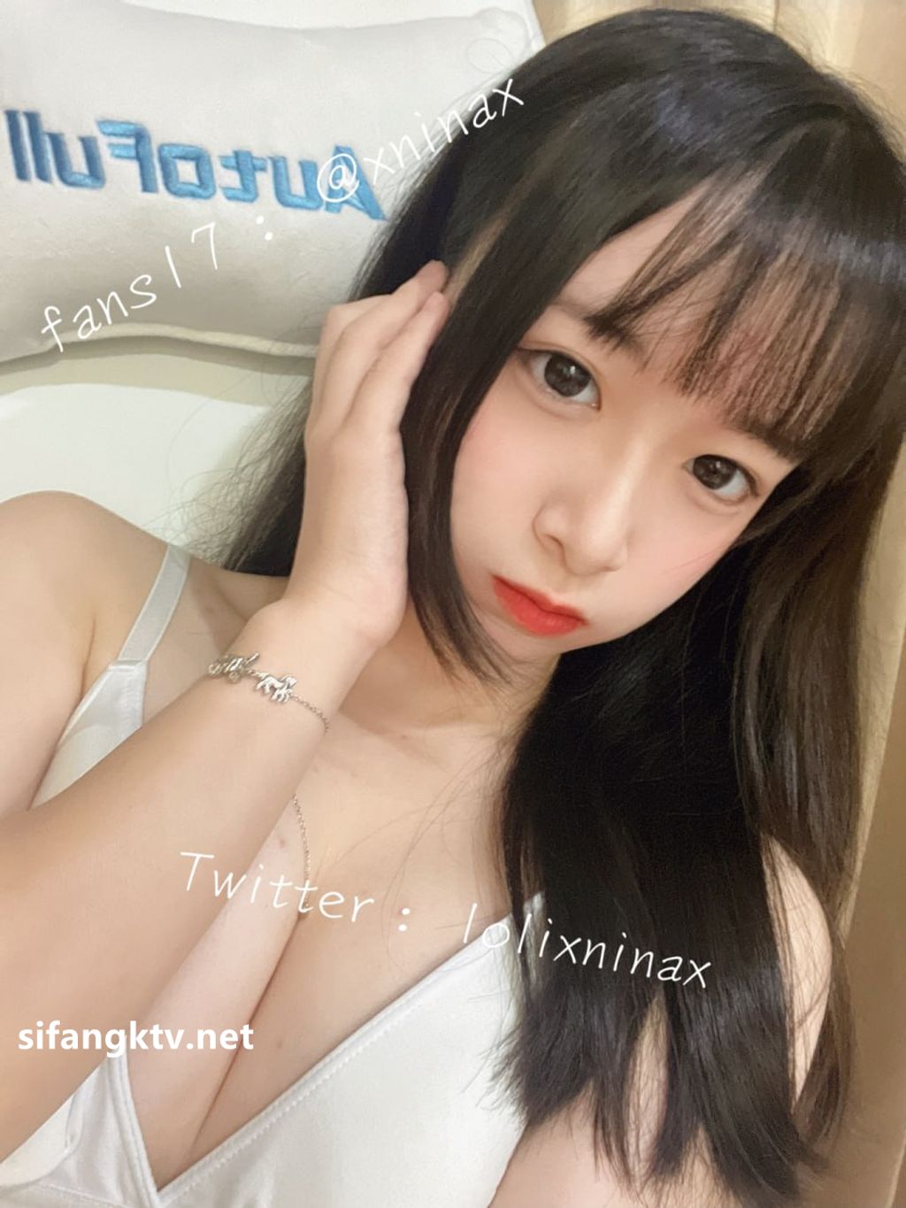 lolixnixax(小只马妮娜): 超级可爱的双马尾福利姬 #01 (395 photos + 79 videos) 14 lolixnixax(小只马妮娜): 超级可爱的双马尾福利姬 #01 (395 photos + 79 videos) 14