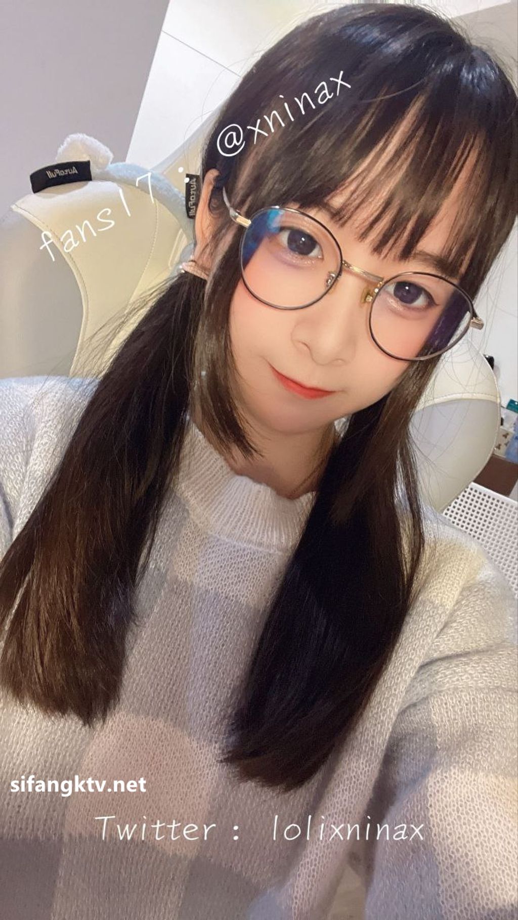 lolixnixax(小只马妮娜): 超级可爱的双马尾福利姬 #01 (395 photos + 79 videos) 4 lolixnixax(小只马妮娜): 超级可爱的双马尾福利姬 #01 (395 photos + 79 videos) 4