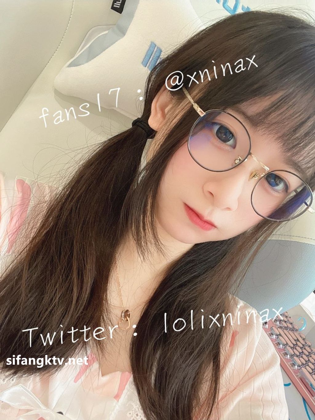 lolixnixax(小只马妮娜): 超级可爱的双马尾福利姬 #01 (395 photos + 79 videos) 15 lolixnixax(小只马妮娜): 超级可爱的双马尾福利姬 #01 (395 photos + 79 videos) 15