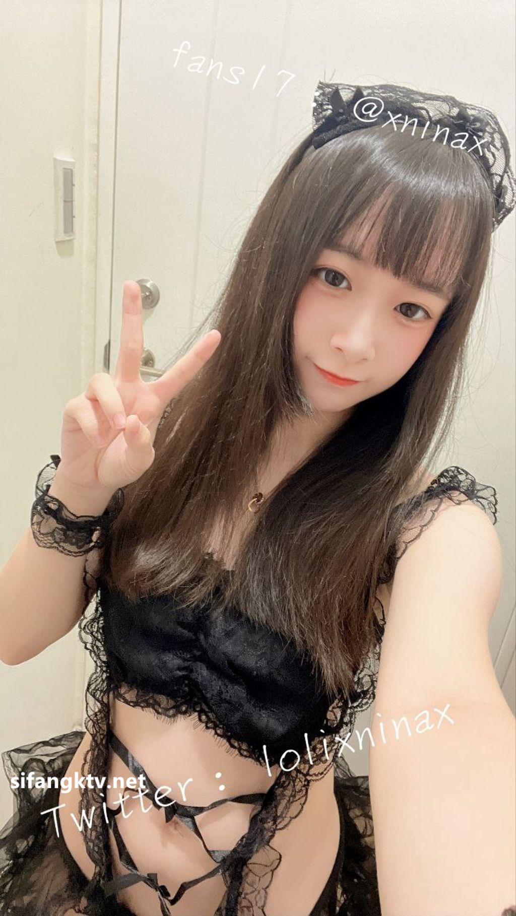 lolixnixax(小只马妮娜): 超级可爱的双马尾福利姬 #01 (395 photos + 79 videos) 4 lolixnixax(小只马妮娜): 超级可爱的双马尾福利姬 #01 (395 photos + 79 videos) 4
