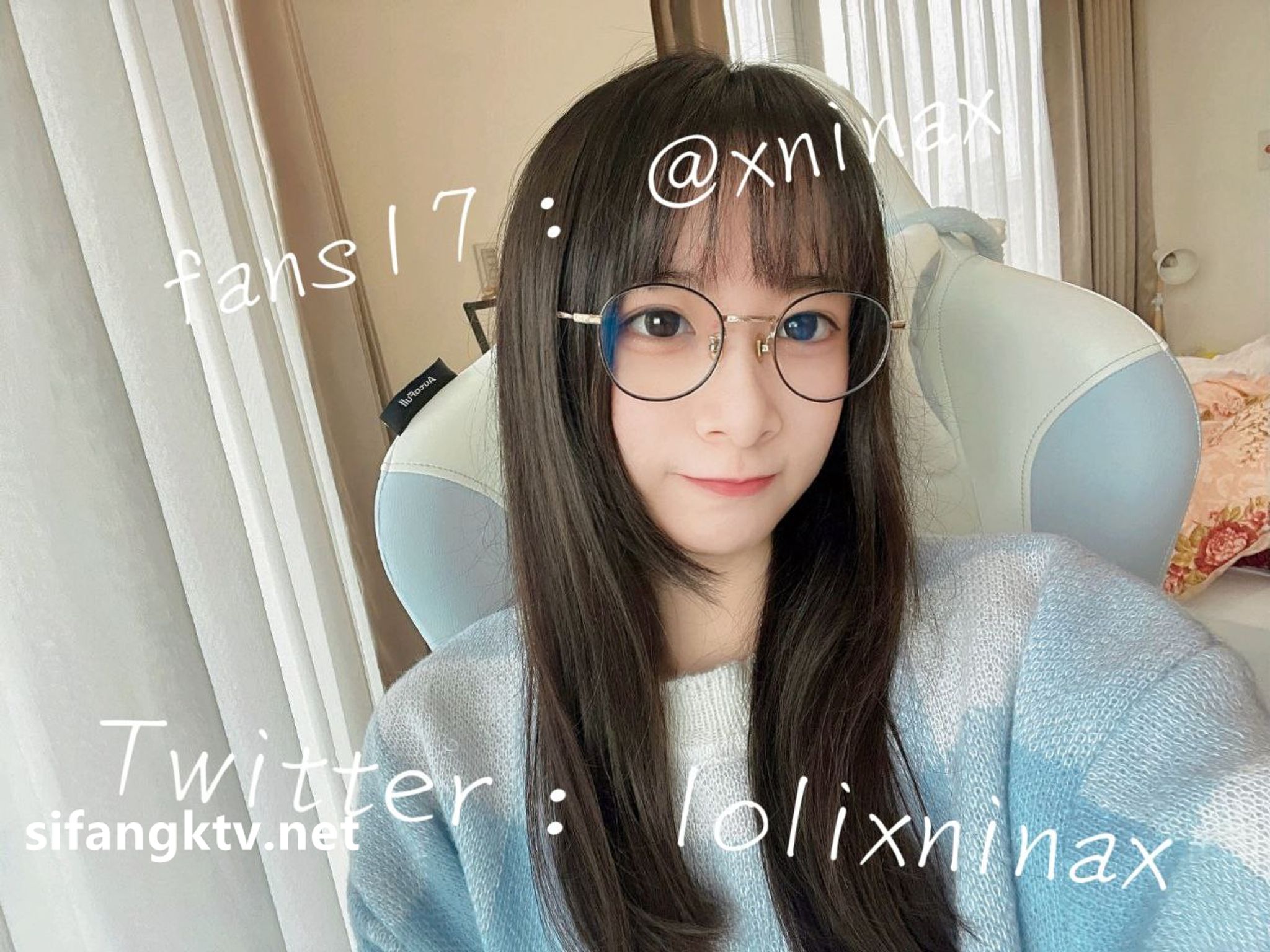 lolixnixax(小只马妮娜): 超级可爱的双马尾福利姬 #01 (395 photos + 79 videos)