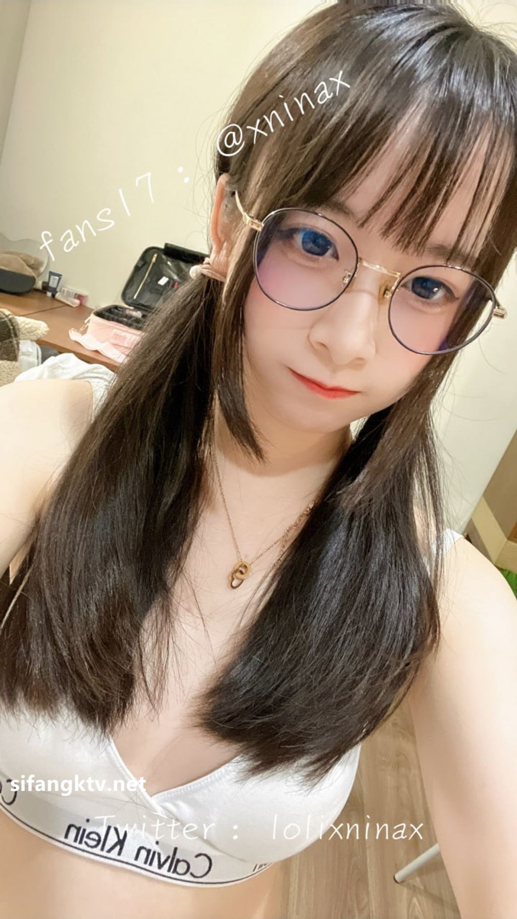 lolixnixax(小只马妮娜): 超级可爱的双马尾福利姬 #01 (395 photos + 79 videos) 2 lolixnixax(小只马妮娜): 超级可爱的双马尾福利姬 #01 (395 photos + 79 videos) 2