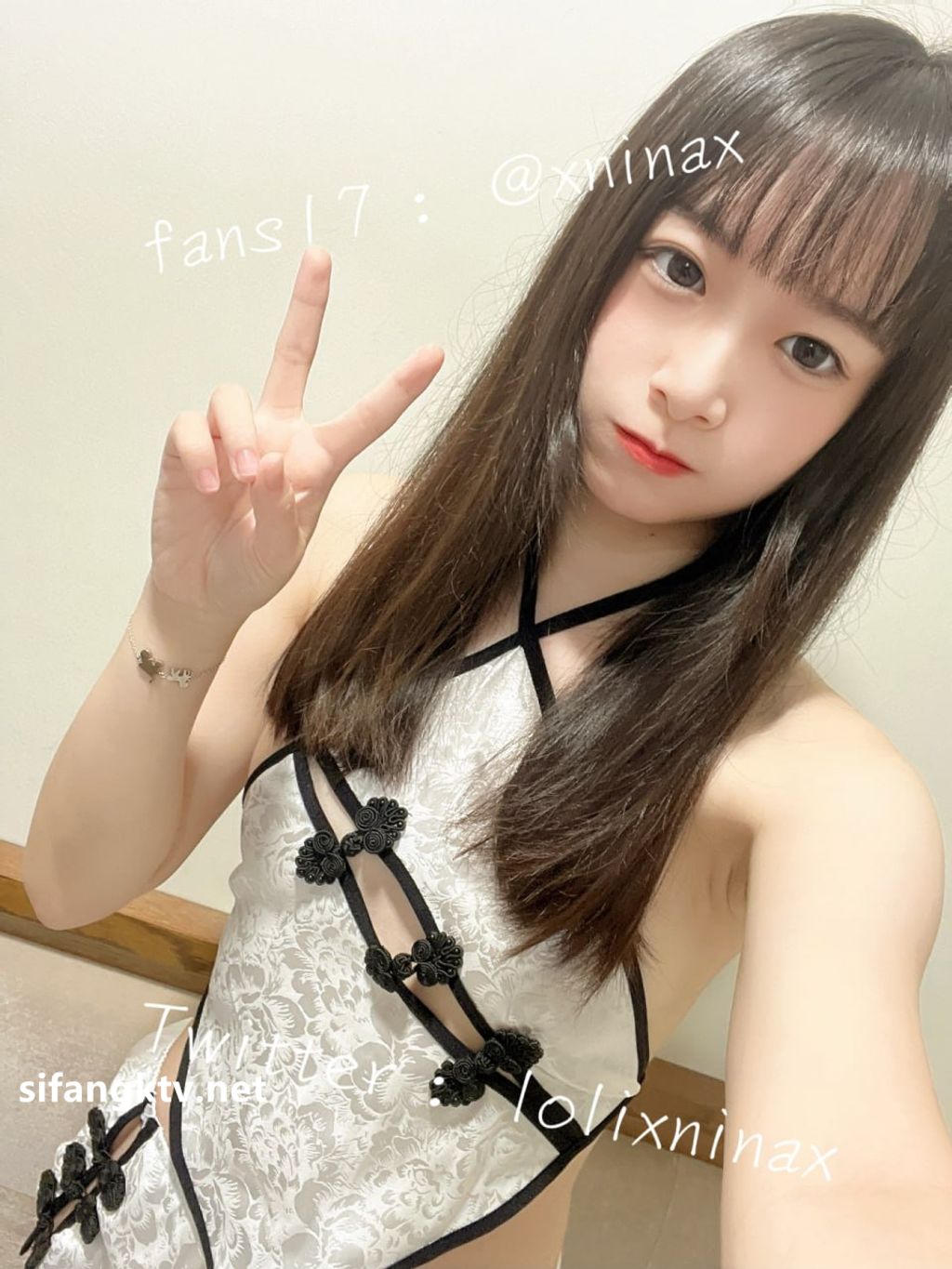 lolixnixax(小只马妮娜): 超级可爱的双马尾福利姬 #01 (395 photos + 79 videos) 9 lolixnixax(小只马妮娜): 超级可爱的双马尾福利姬 #01 (395 photos + 79 videos) 9