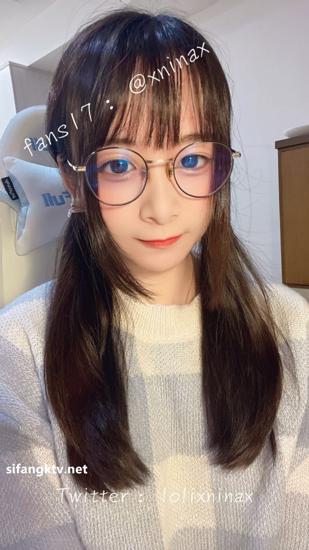 lolixnixax(小只马妮娜): 超级可爱的双马尾福利姬 #01 (395 photos + 79 videos) 6 lolixnixax(小只马妮娜): 超级可爱的双马尾福利姬 #01 (395 photos + 79 videos) 6