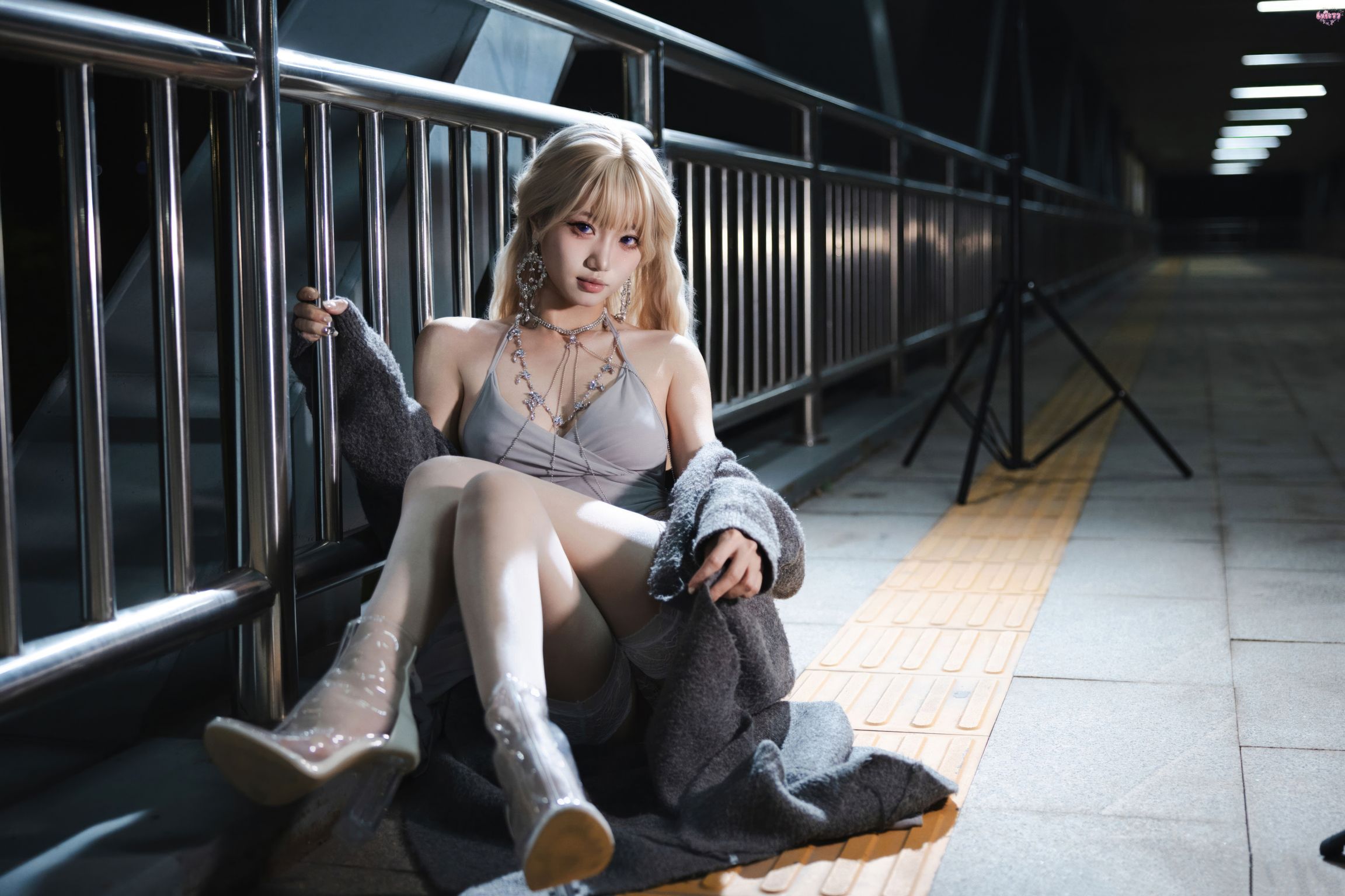 Coser@柒柒要乖哦: 灰姑娘·辛德瑞拉同人晚礼裙 (97 photos) 0 Coser@柒柒要乖哦: 灰姑娘·辛德瑞拉同人晚礼裙 (97 photos) 0