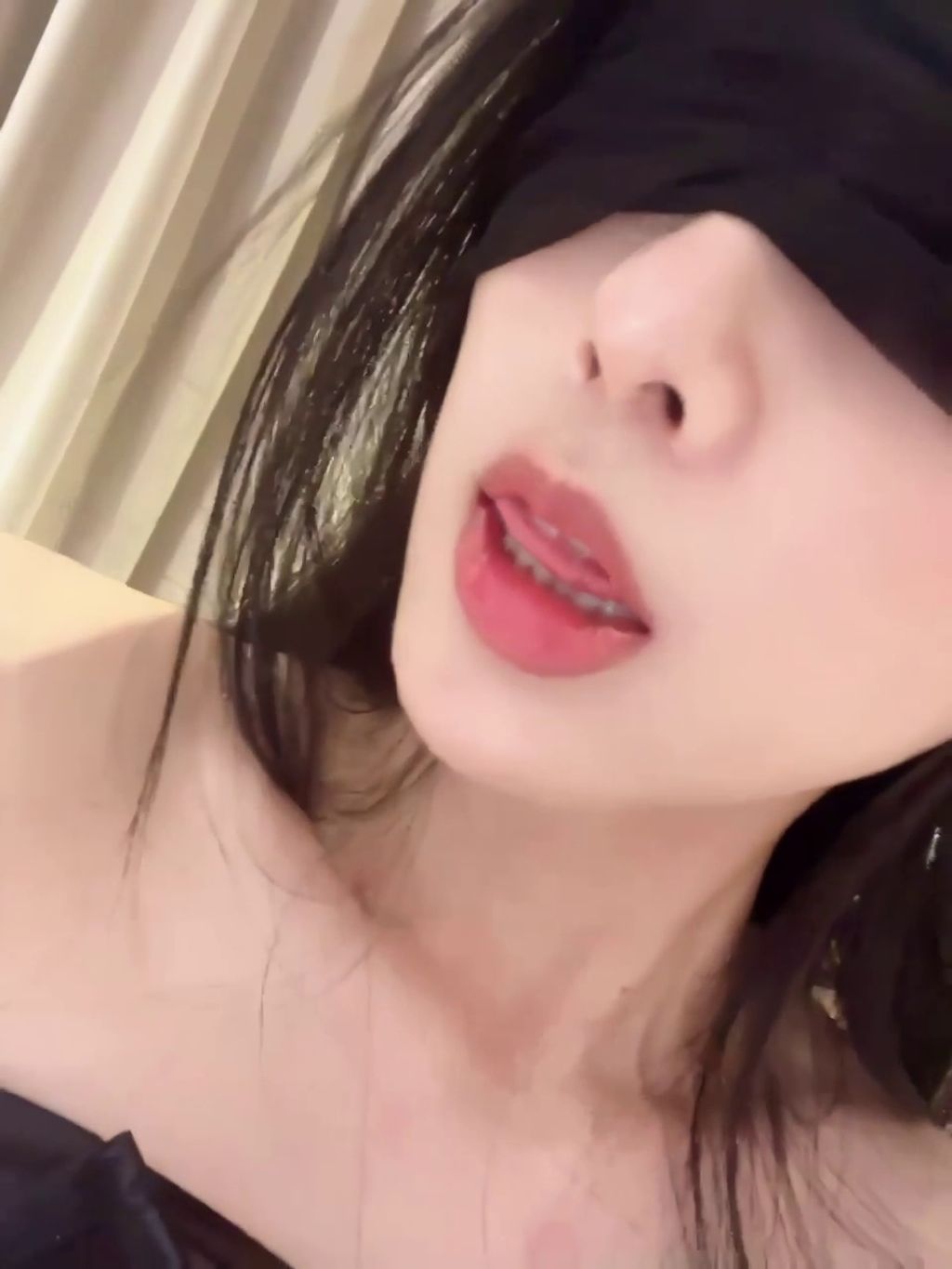 甜桃: 超高颜值 极品身材反差炸裂 玩法花样百出 (124 photos + 81 videos) 8 甜桃: 超高颜值 极品身材反差炸裂 玩法花样百出 (124 photos + 81 videos) 8