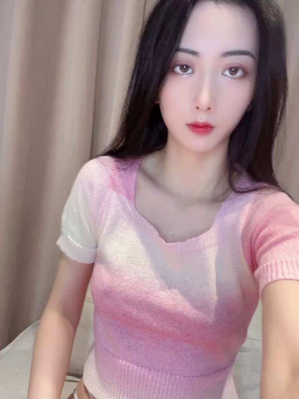 甜桃: 超高颜值 极品身材反差炸裂 玩法花样百出 (124 photos + 81 videos) 16 甜桃: 超高颜值 极品身材反差炸裂 玩法花样百出 (124 photos + 81 videos) 16