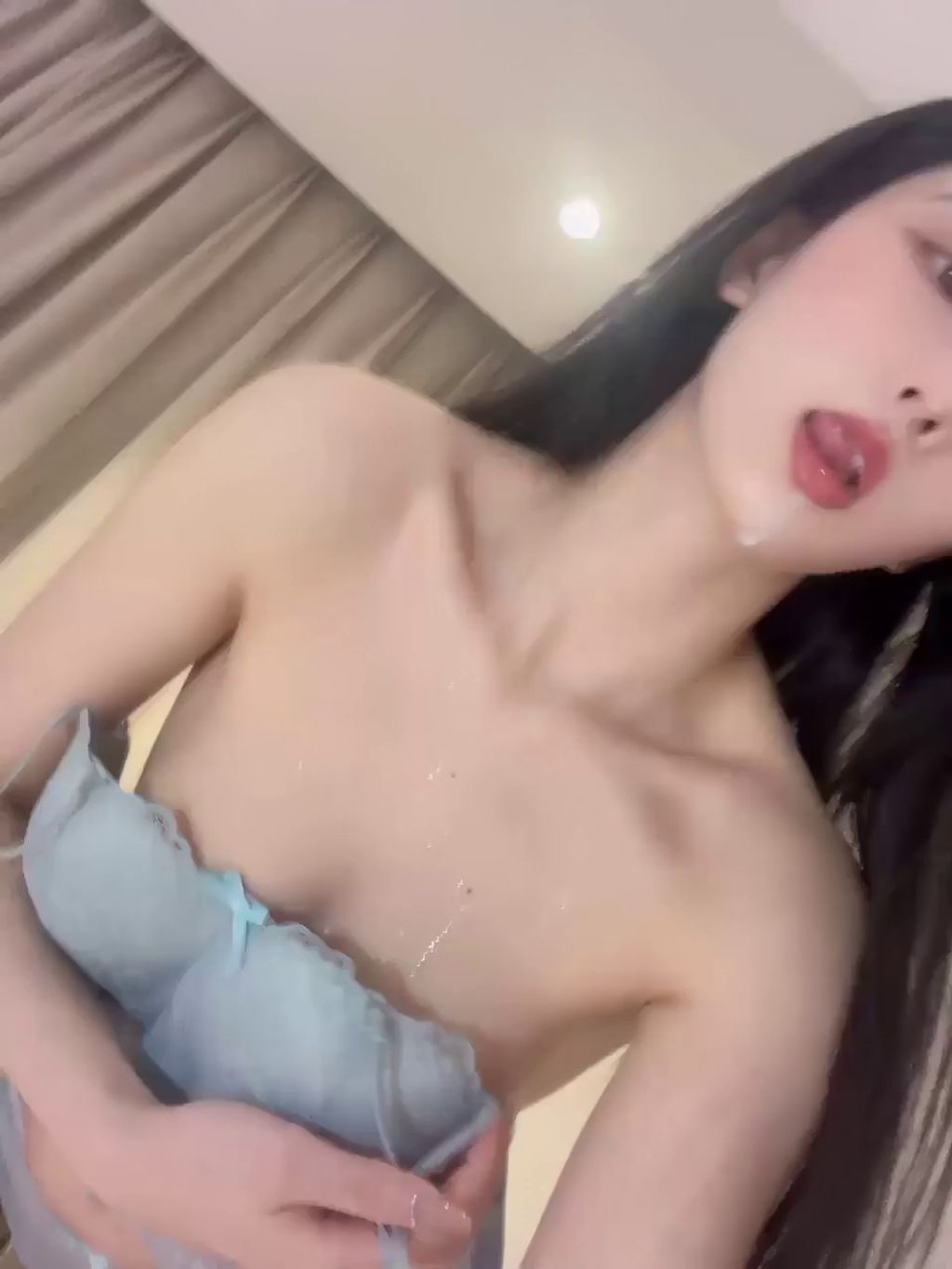 甜桃: 超高颜值 极品身材反差炸裂 玩法花样百出 (124 photos + 81 videos) 15 甜桃: 超高颜值 极品身材反差炸裂 玩法花样百出 (124 photos + 81 videos) 15