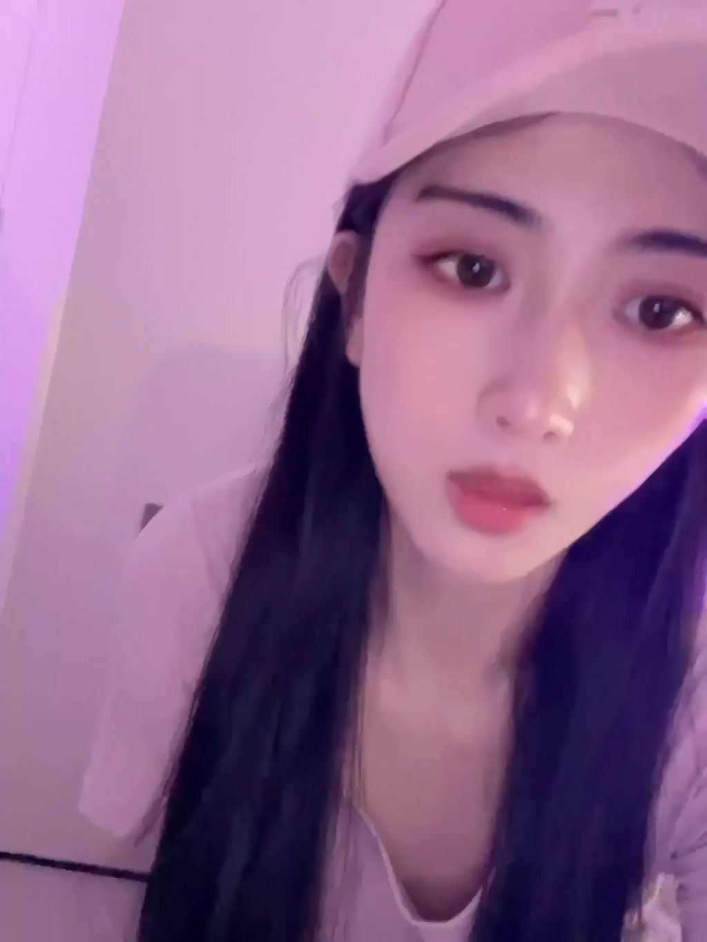 甜桃: 超高颜值 极品身材反差炸裂 玩法花样百出 (124 photos + 81 videos) 9 甜桃: 超高颜值 极品身材反差炸裂 玩法花样百出 (124 photos + 81 videos) 9