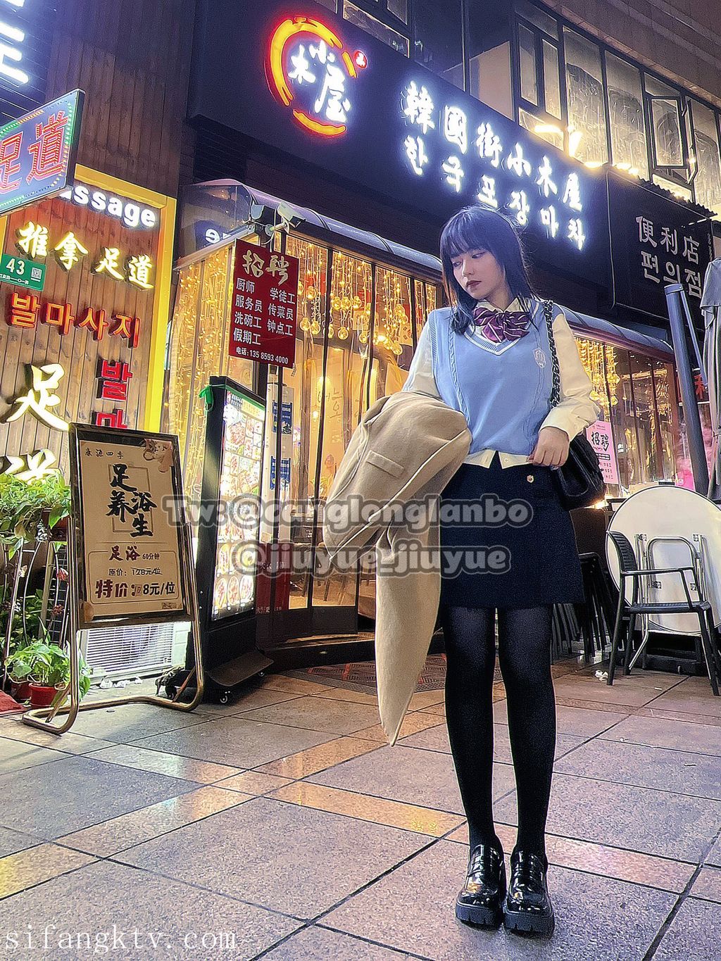 酒月: 极品巨乳 人前露出私拍 (708 photos + 29 videos) 19 酒月: 极品巨乳 人前露出私拍 (708 photos + 29 videos) 19