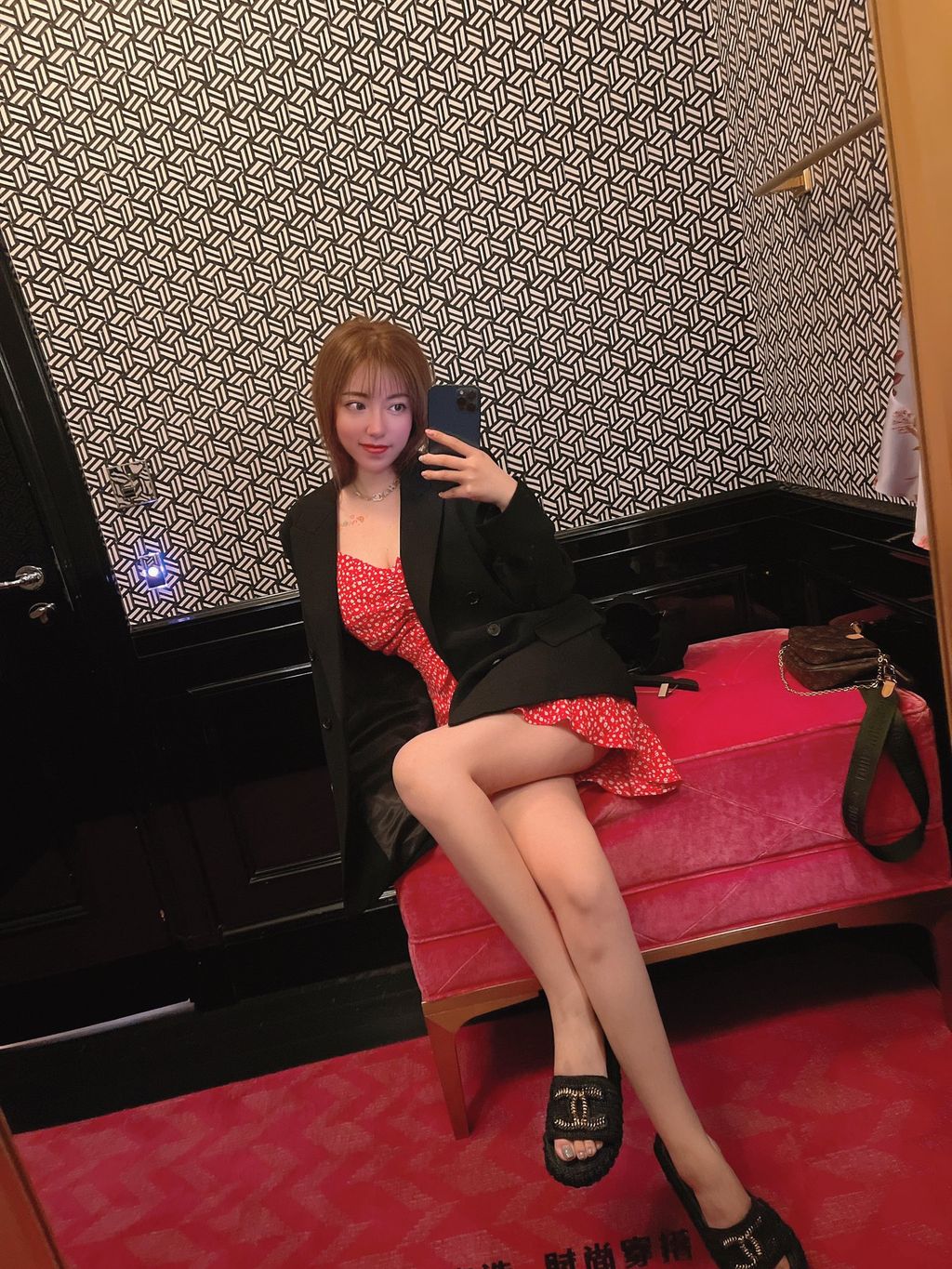 酒月: 极品巨乳 人前露出私拍 (708 photos + 29 videos) 0 酒月: 极品巨乳 人前露出私拍 (708 photos + 29 videos) 0