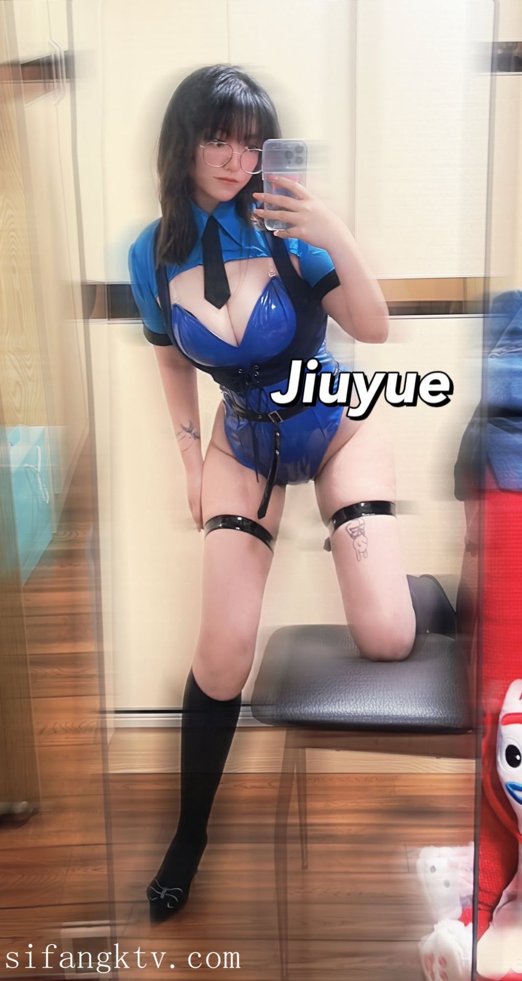 酒月: 极品巨乳 人前露出私拍 (708 photos + 29 videos) 19 酒月: 极品巨乳 人前露出私拍 (708 photos + 29 videos) 19