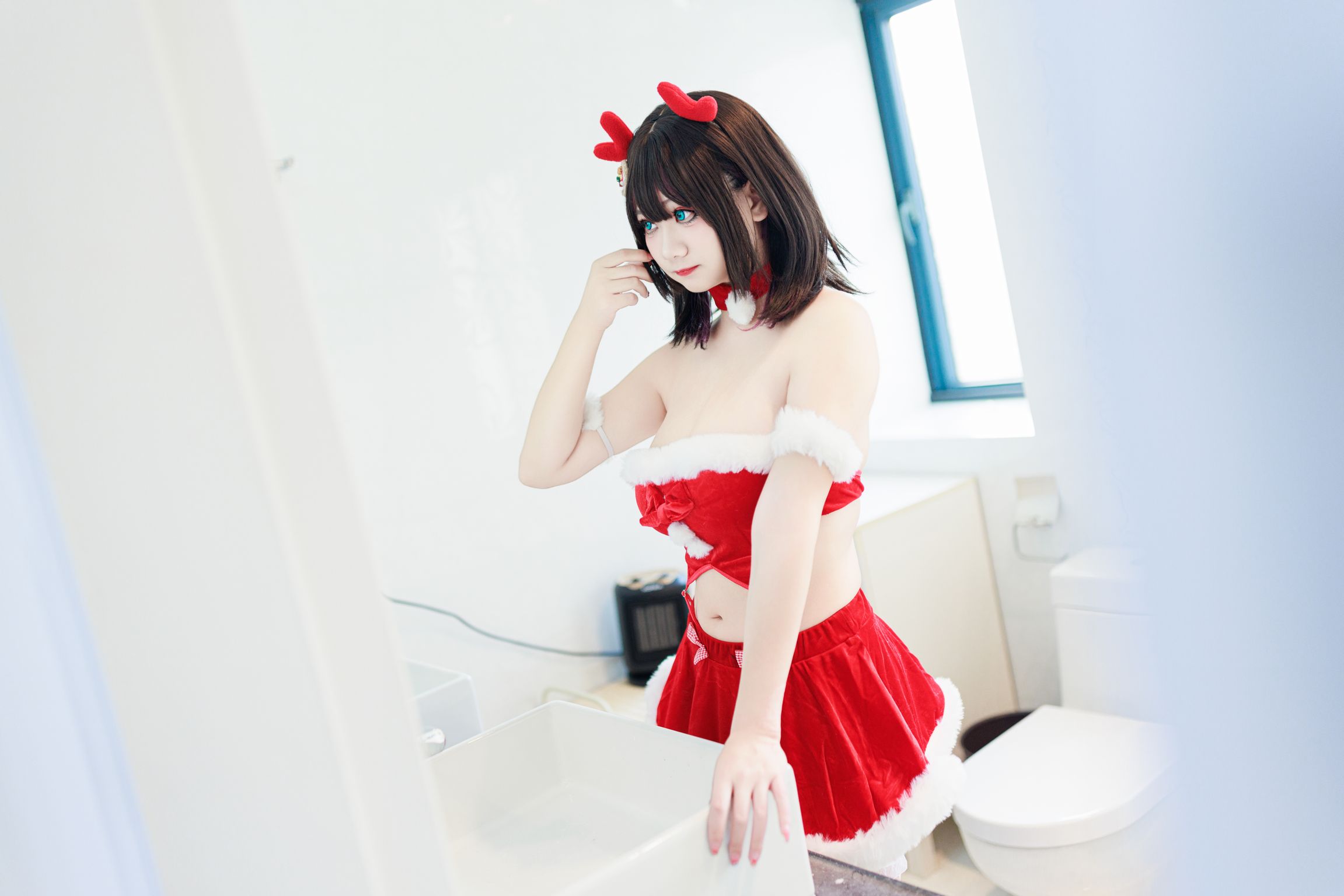Coser@阿雪雪: 圣诞居家 (83 photos + 2 videos) 2 Coser@阿雪雪: 圣诞居家 (83 photos + 2 videos) 2