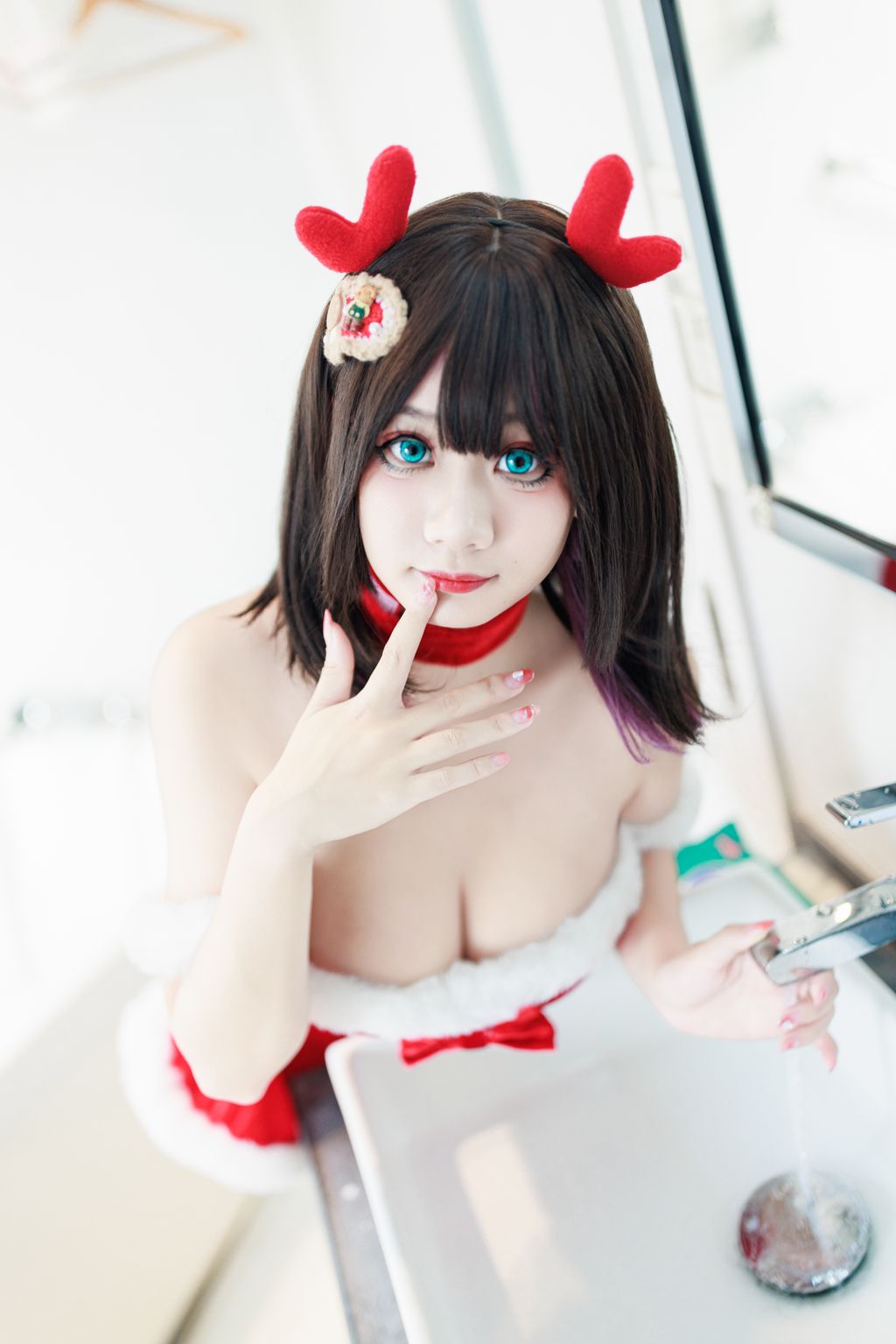 Coser@阿雪雪: 圣诞居家 (83 photos + 2 videos) 18 Coser@阿雪雪: 圣诞居家 (83 photos + 2 videos) 18