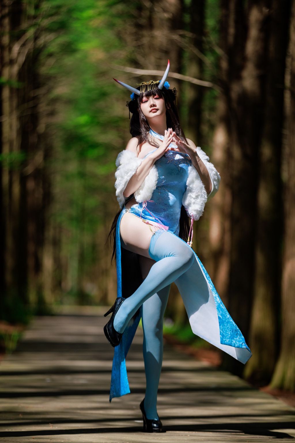 Coser@阿雪雪: 能代旗袍 (96 photos)
