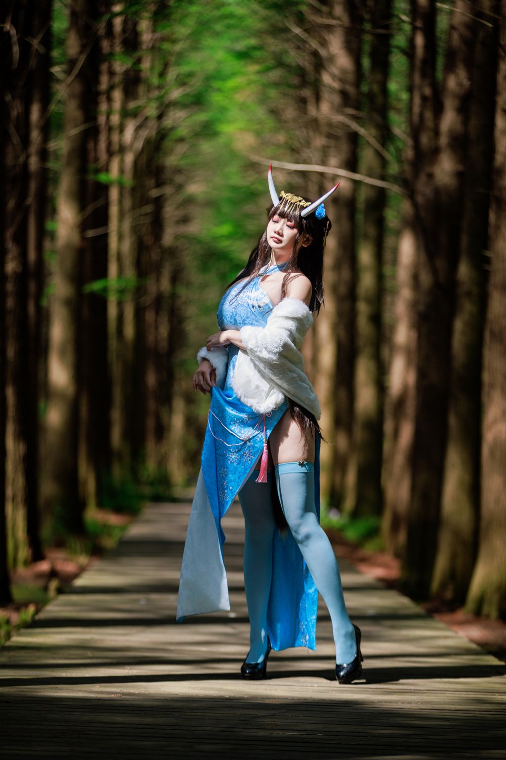 Coser@阿雪雪: 能代旗袍 (96 photos)